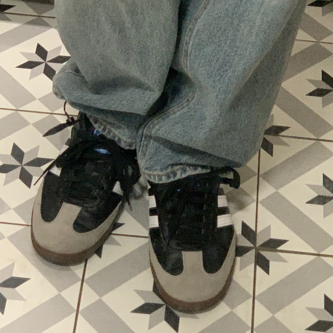 Adidas Samba Vegan Black White 착용 스타일