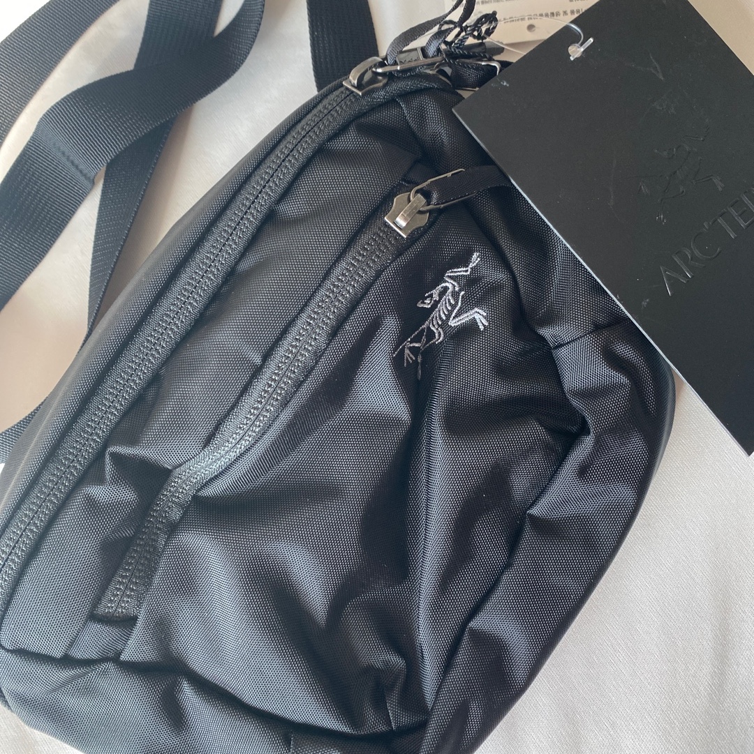 Arc'teryx Mantis 1 Waistpack Black 착용 스타일