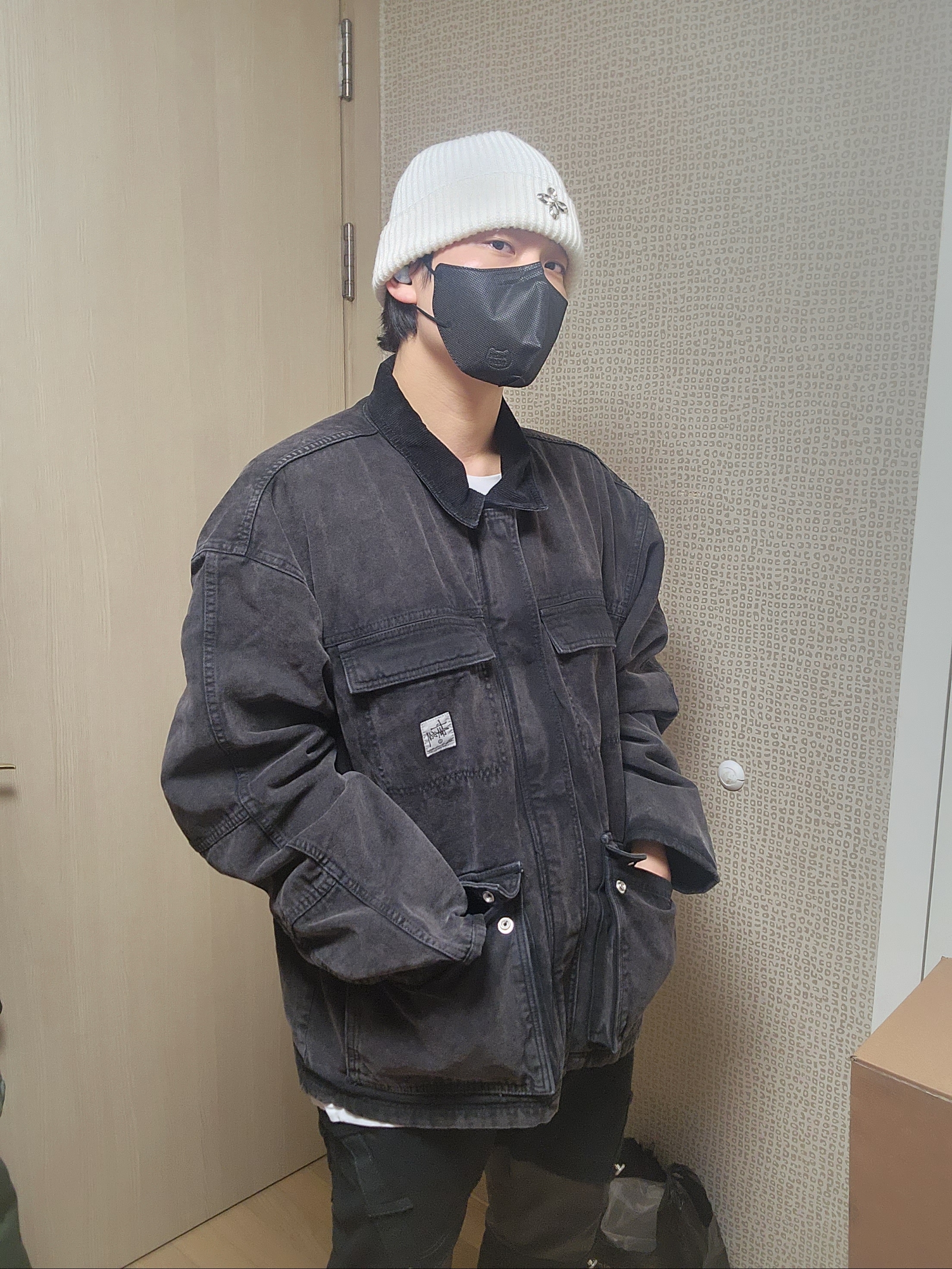 Stussy Washed Canvas Shop Jacket Black 착용 스타일 - 2