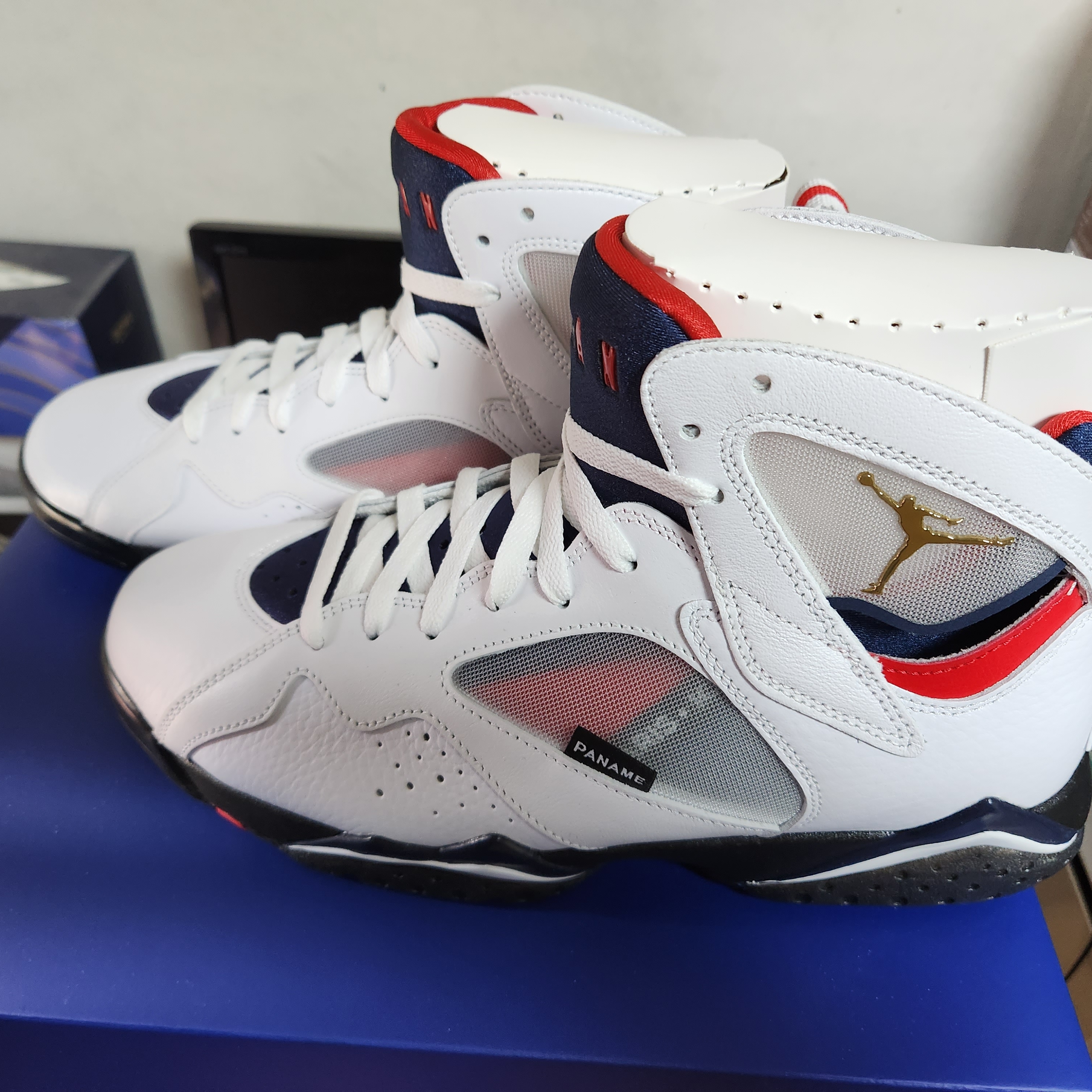 Jordan 7 x Paris Saint-Germain Retro 착용 스타일 - 4