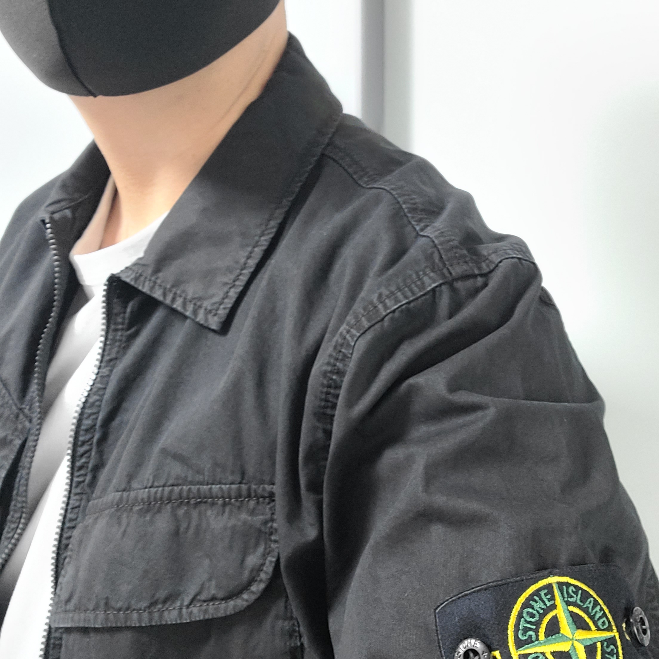 Stone Island 101WN Brushed Cotton Canvas T.CO+OLD Overshirt Black - 22FW, Stone Island 101WN Brushed Cotton Canvas T.CO+OLD Overshirt Light Grey - 22FW 착용 스타일 - 1