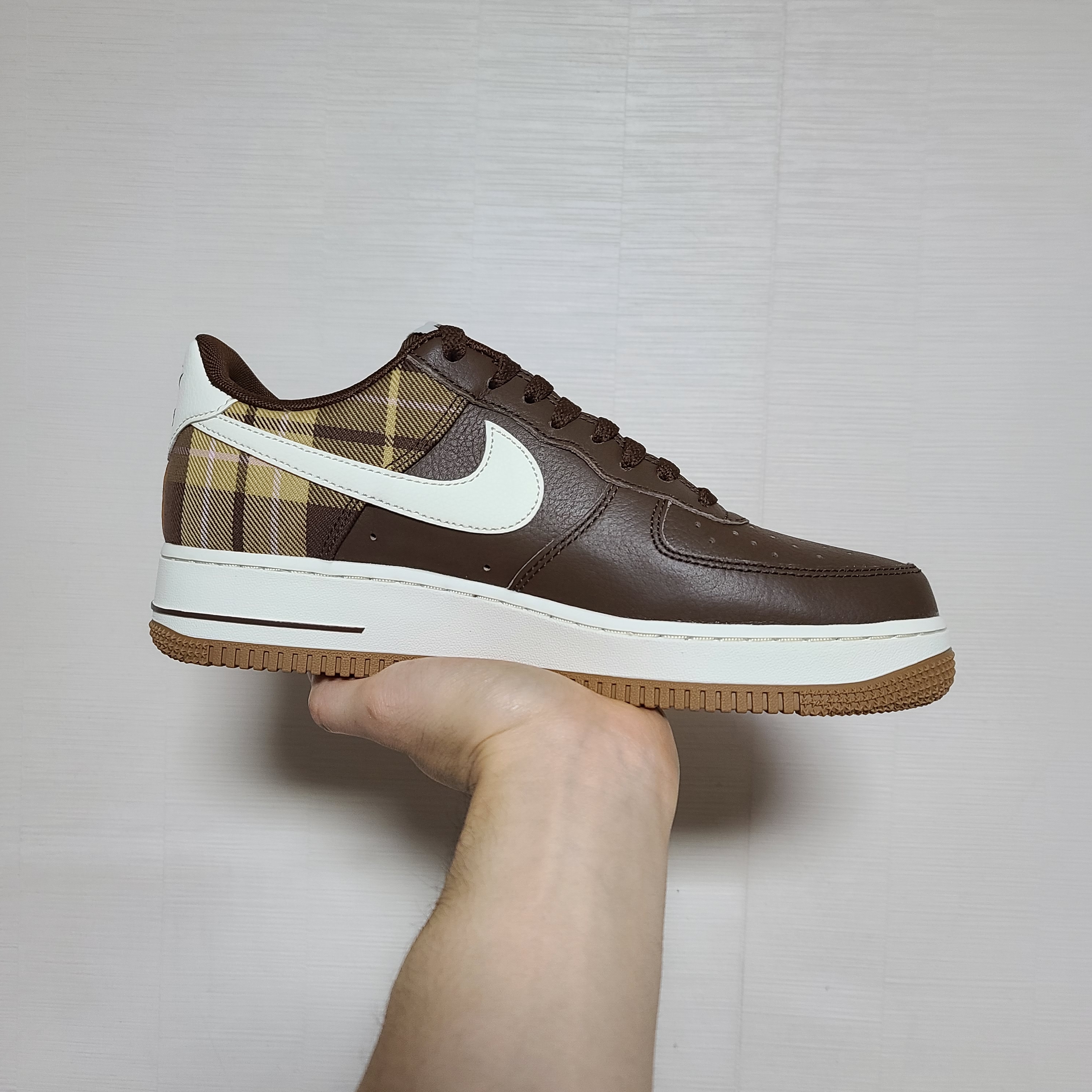 Nike Air Force 1 '07 LX Cacao Wow 착용 스타일 - 4