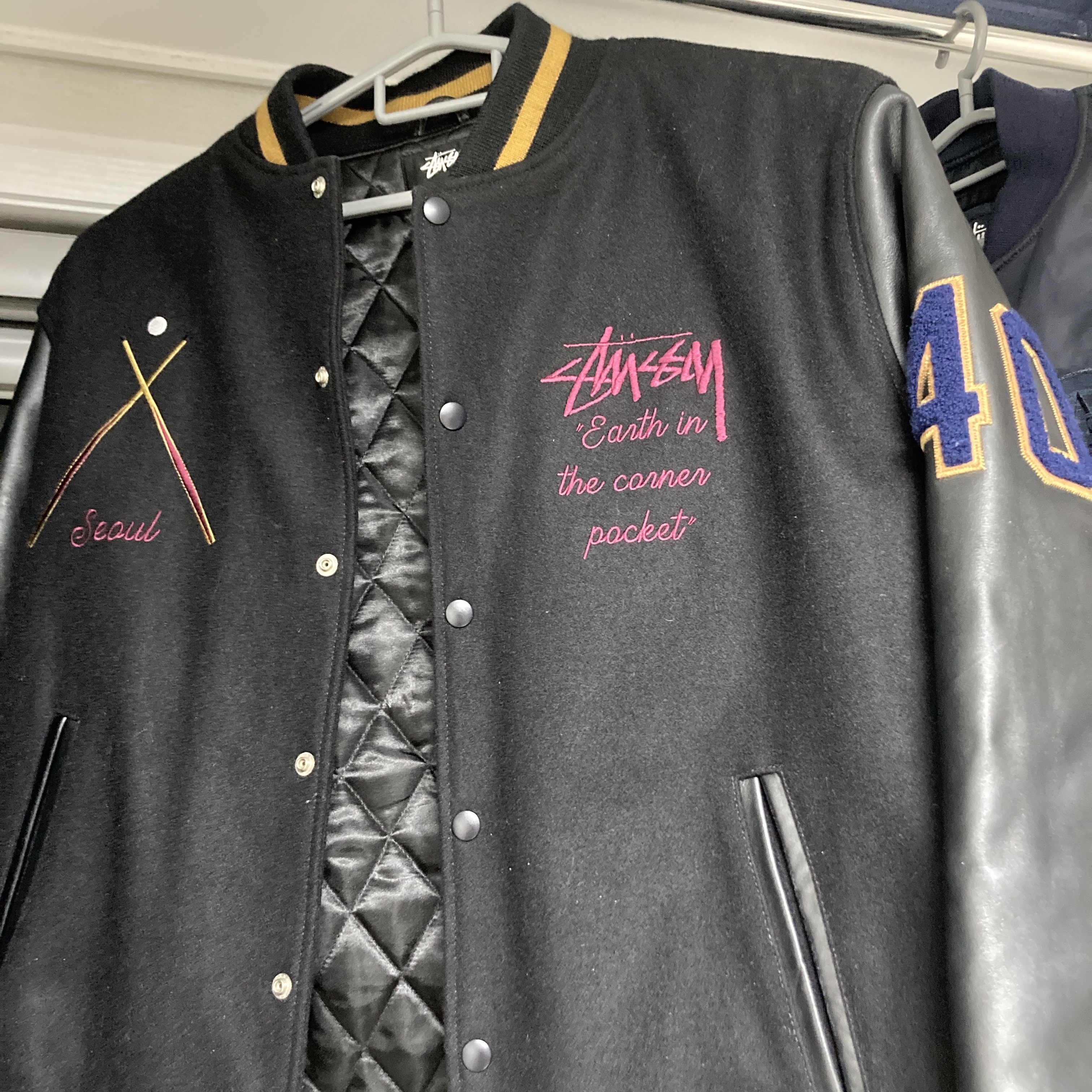 Stussy 40th Anniversary IST Jacket (Seoul) 착용 스타일 - 2