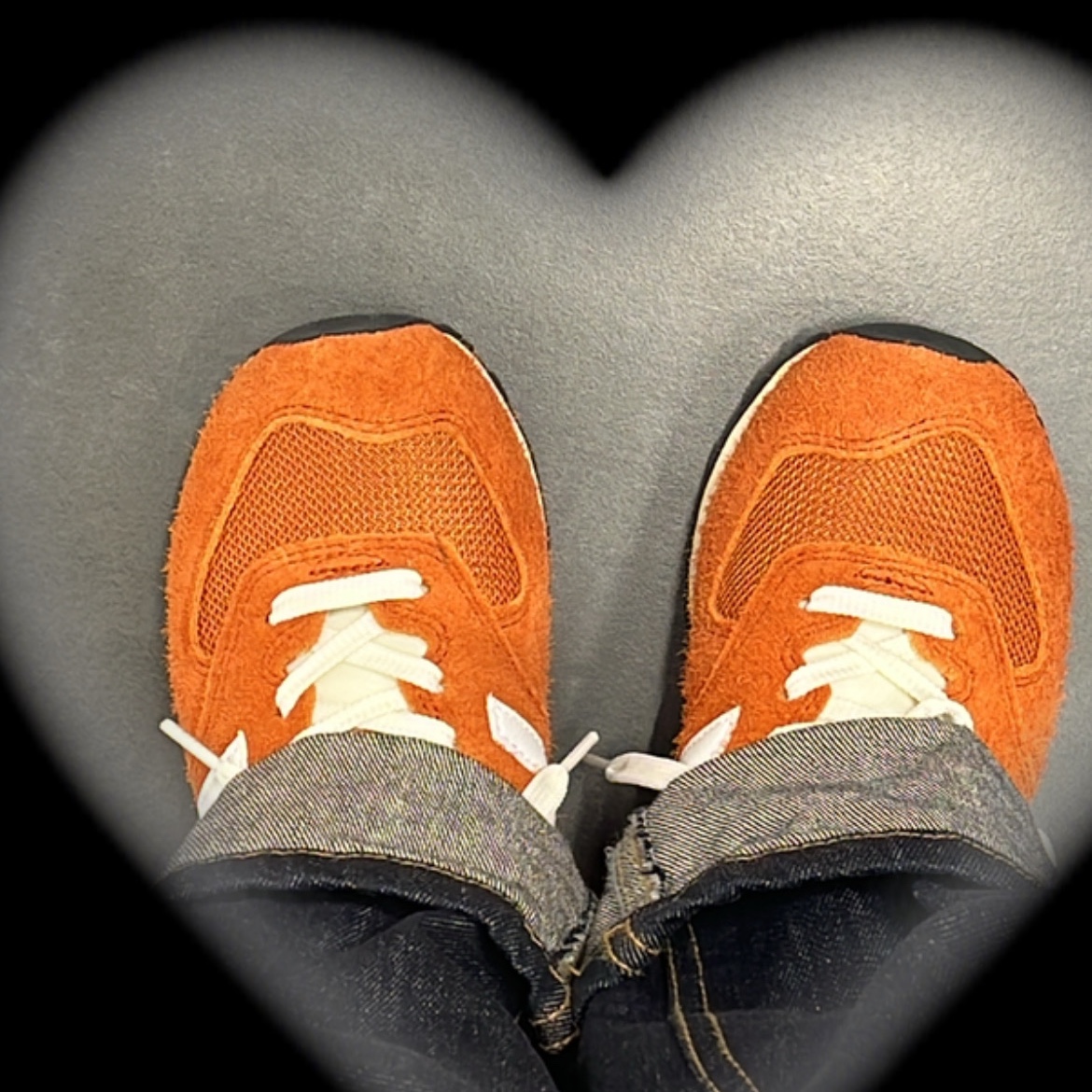 New Balance 574 Heritage Orange Burst White 착용 스타일