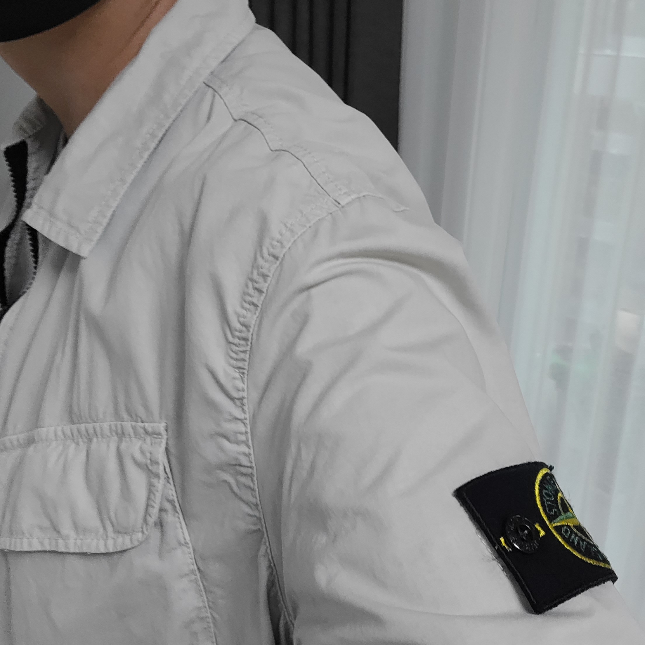 Stone Island 101WN Brushed Cotton Canvas T.CO+OLD Overshirt Black - 22FW, Stone Island 101WN Brushed Cotton Canvas T.CO+OLD Overshirt Light Grey - 22FW 착용 스타일 - 2