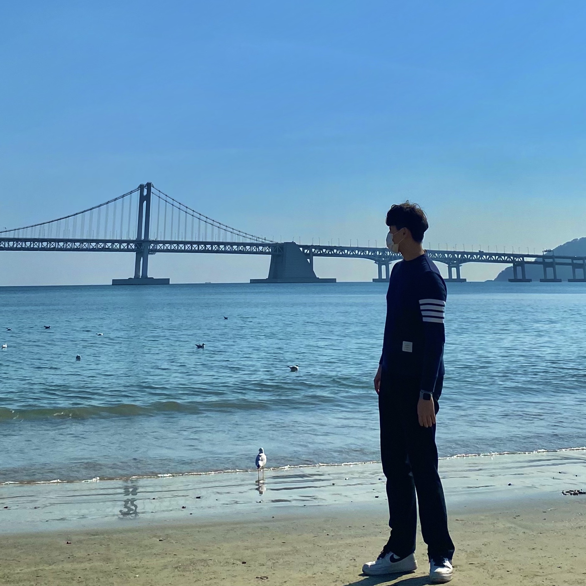 Thom Browne Engineered 4-Bar Sweatshirt Navy, Nike Air Force 1 '07 White Black 착용 스타일 - 2