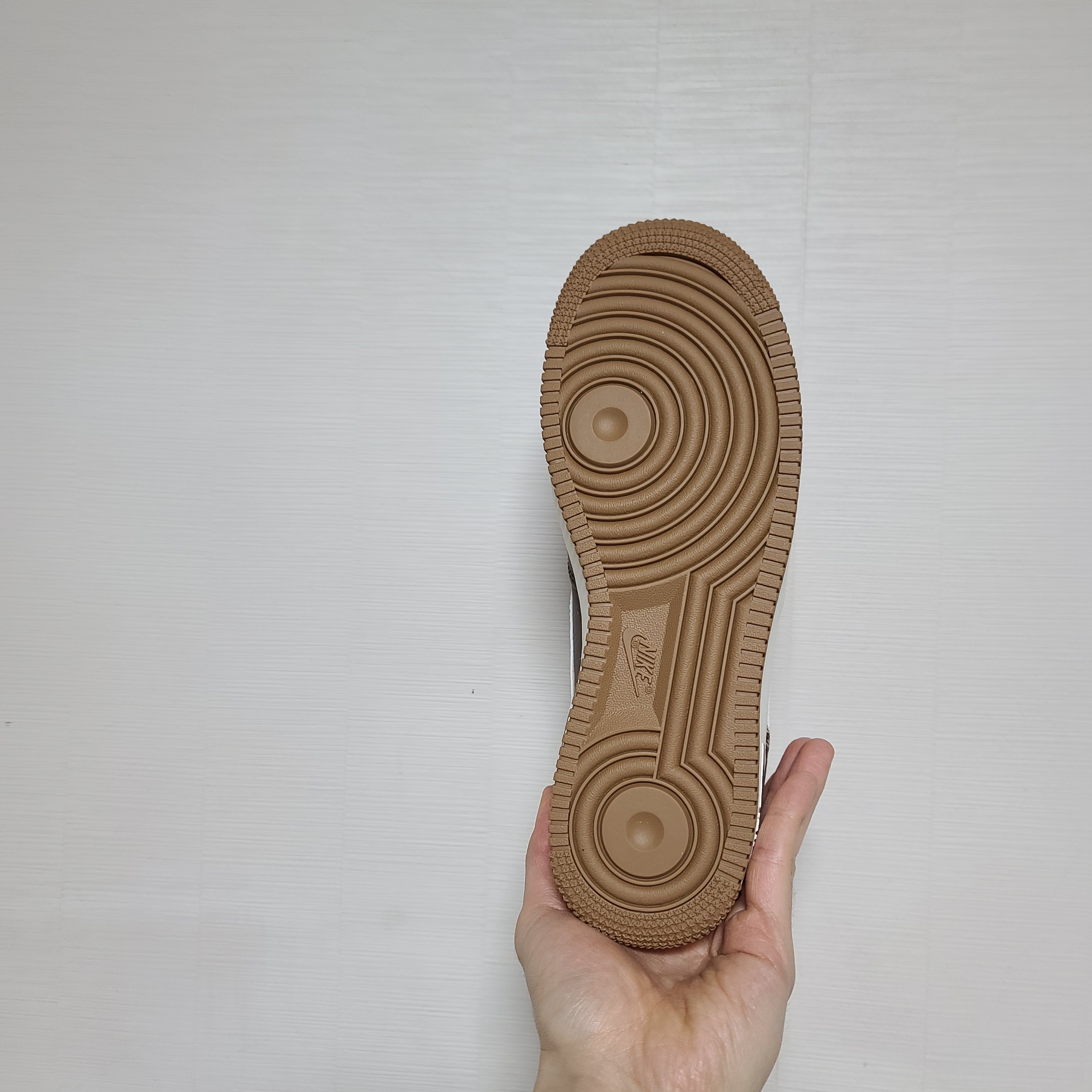 Nike Air Force 1 '07 LX Cacao Wow 착용 스타일 - 5