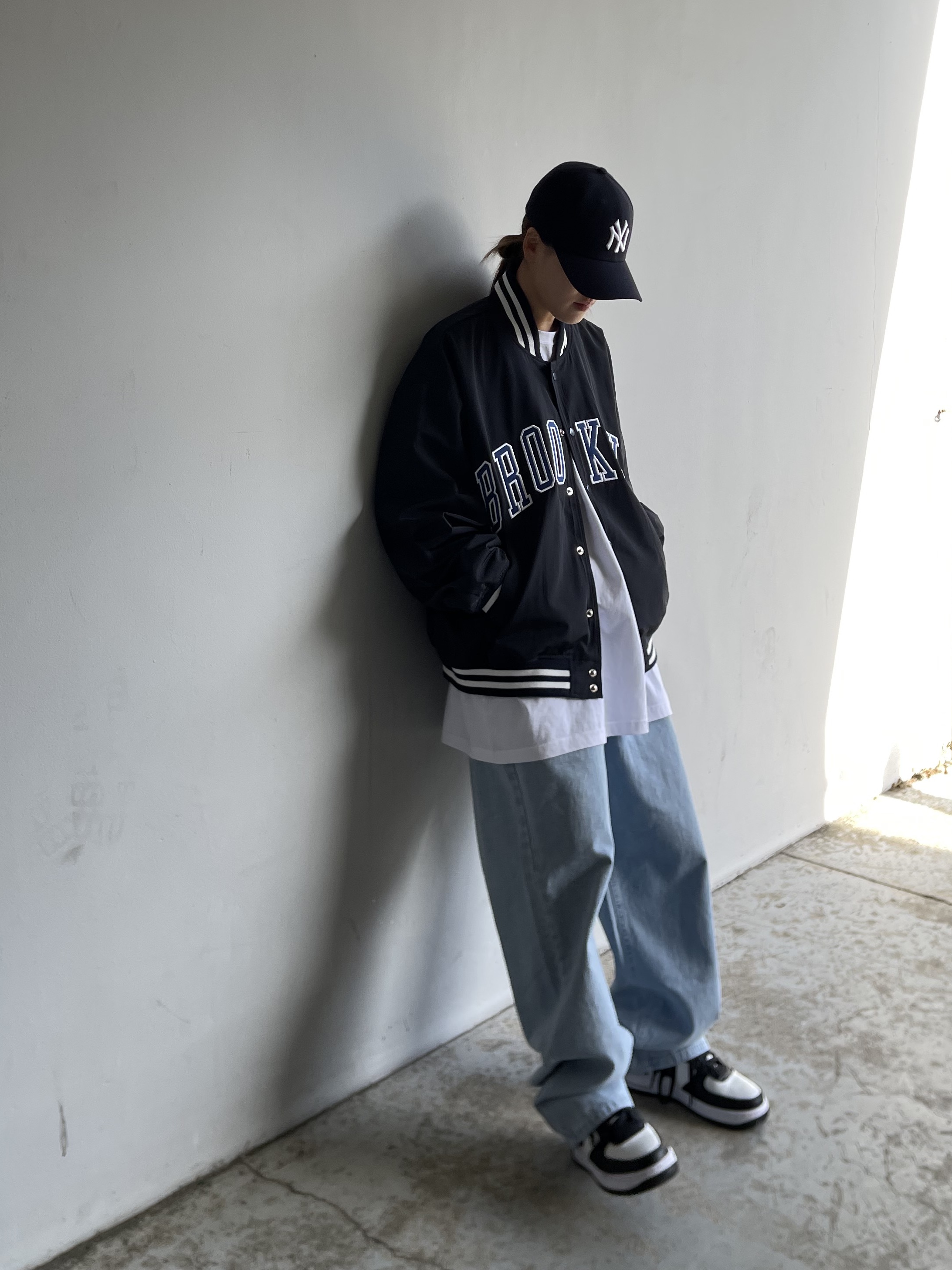 Nike x Stussy Air Force 1 '07 Mid SP Black and Light Bone 착용 스타일 - 1