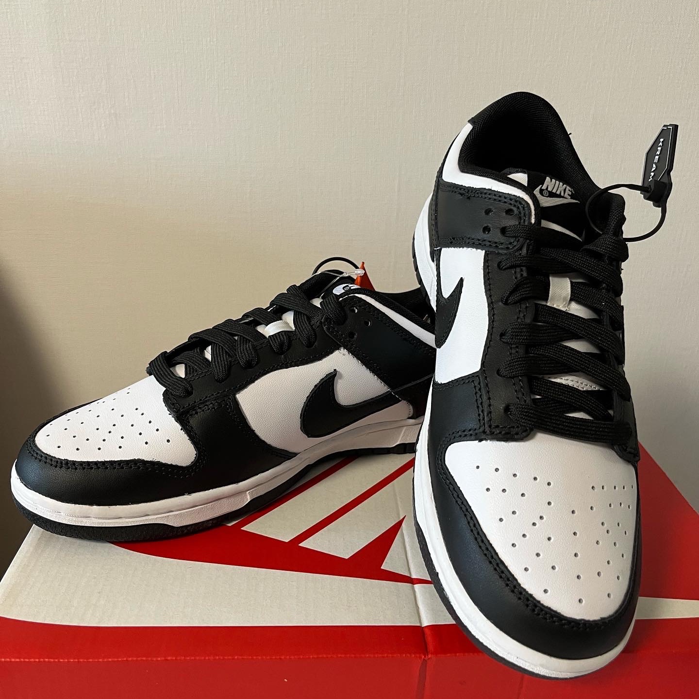 Nike Dunk Low Retro Black 착용 스타일 - 1