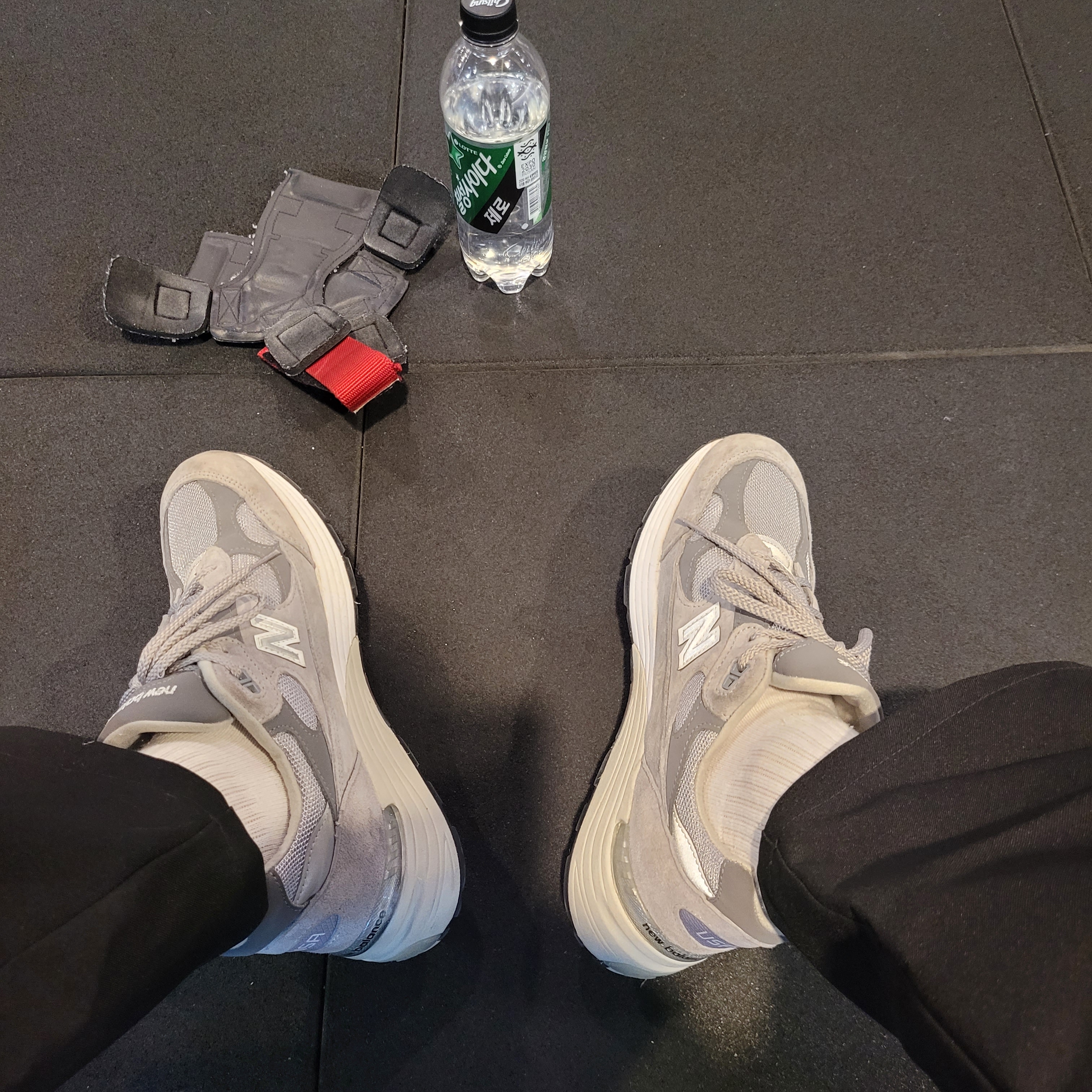 New Balance 992 Made in USA Grey - D Standard 착용 스타일