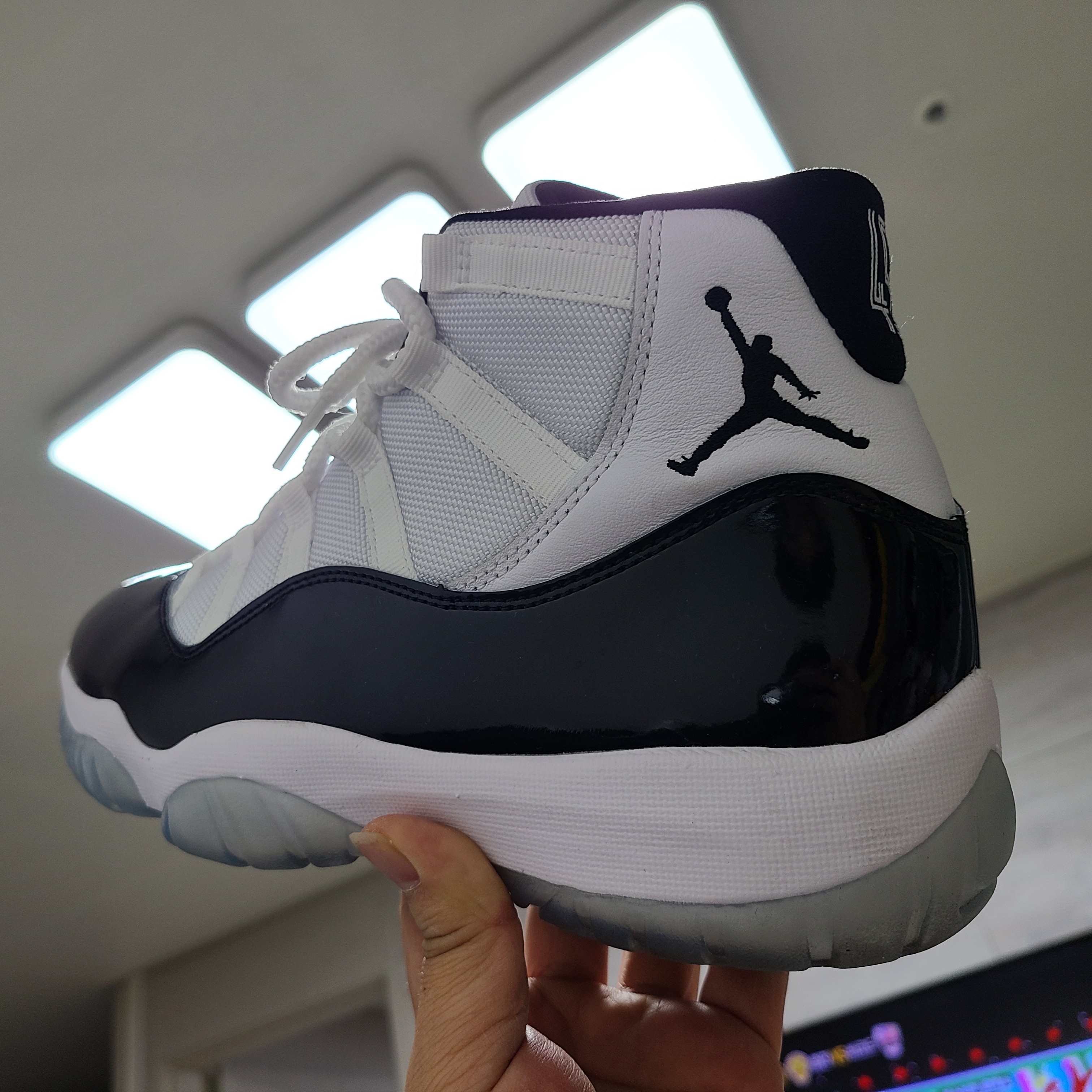 Jordan 11 Retro Concord 2018 착용 스타일