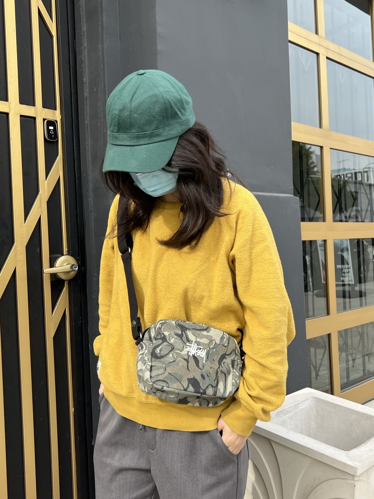 Stussy Canvas Side Pouch Veil Camo 착용 스타일 - 1