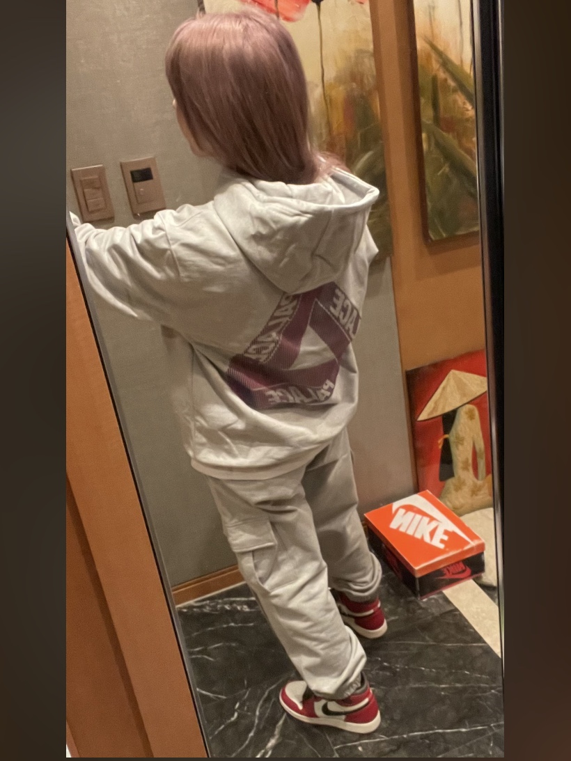 Palace Tri-Lenticular Hood Grey Marl - 22FW, Jordan 1 Retro High OG Chicago 2022 착용 스타일 - 4