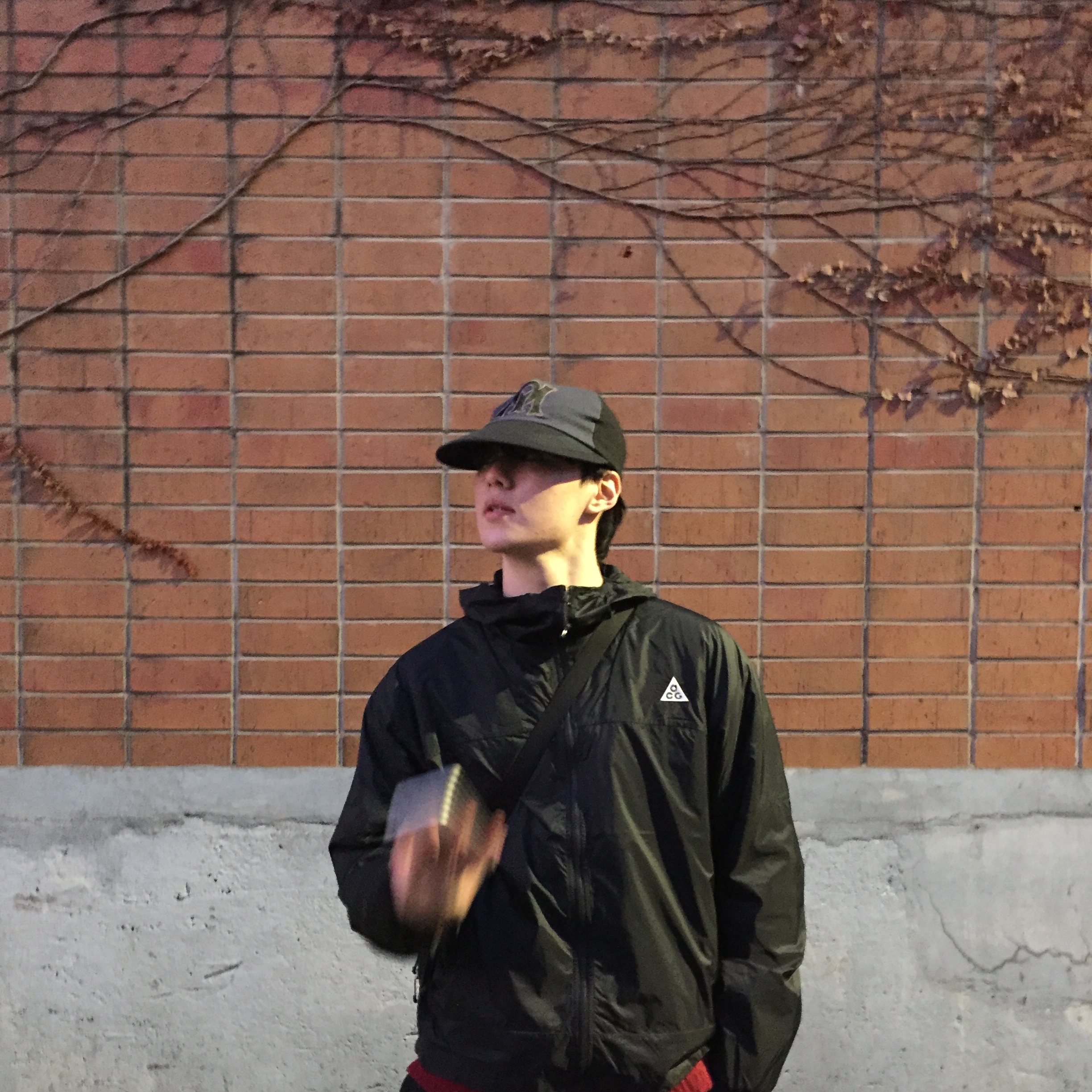 Nike x Supreme Air Max 98 TL Black, Nike ACG Cinder Cone Windproof Jacket Black - Asia 착용 스타일 - 2