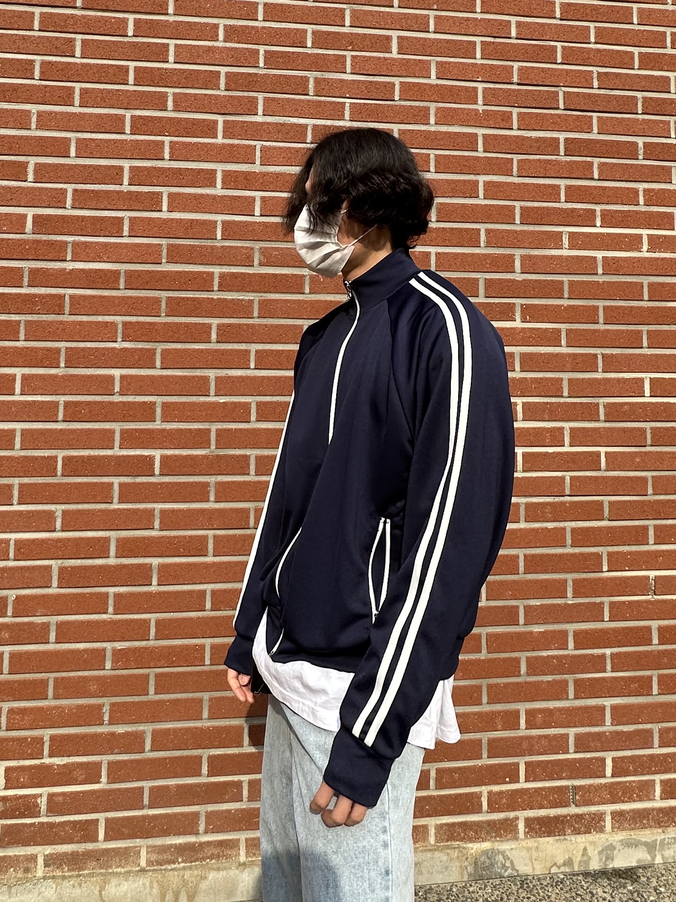 Adidas Yeezy 700 V3 Alvah 착용 스타일 - 2