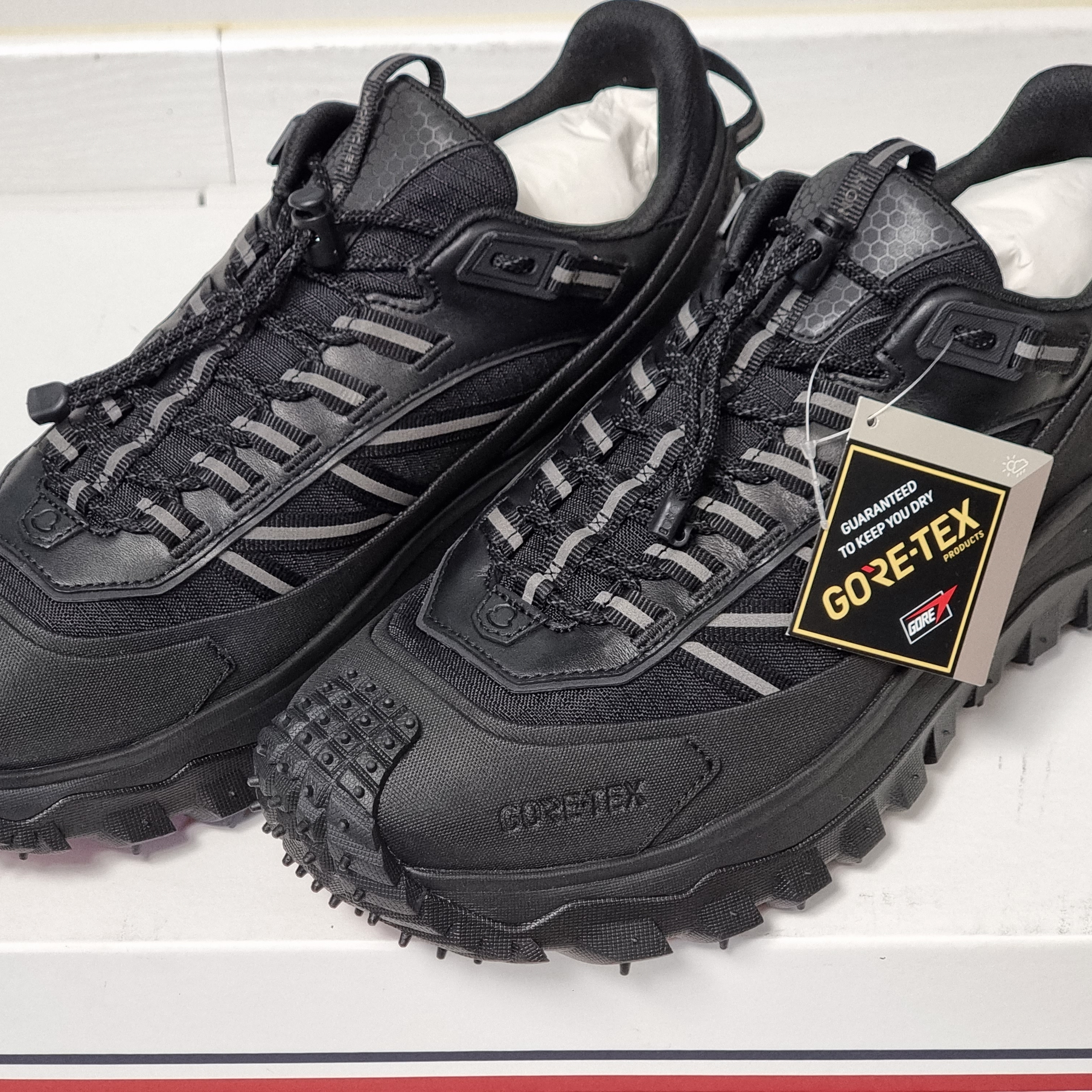 Moncler Trailgrip GTX Sneakers Black - 22FW 착용 스타일 - 3