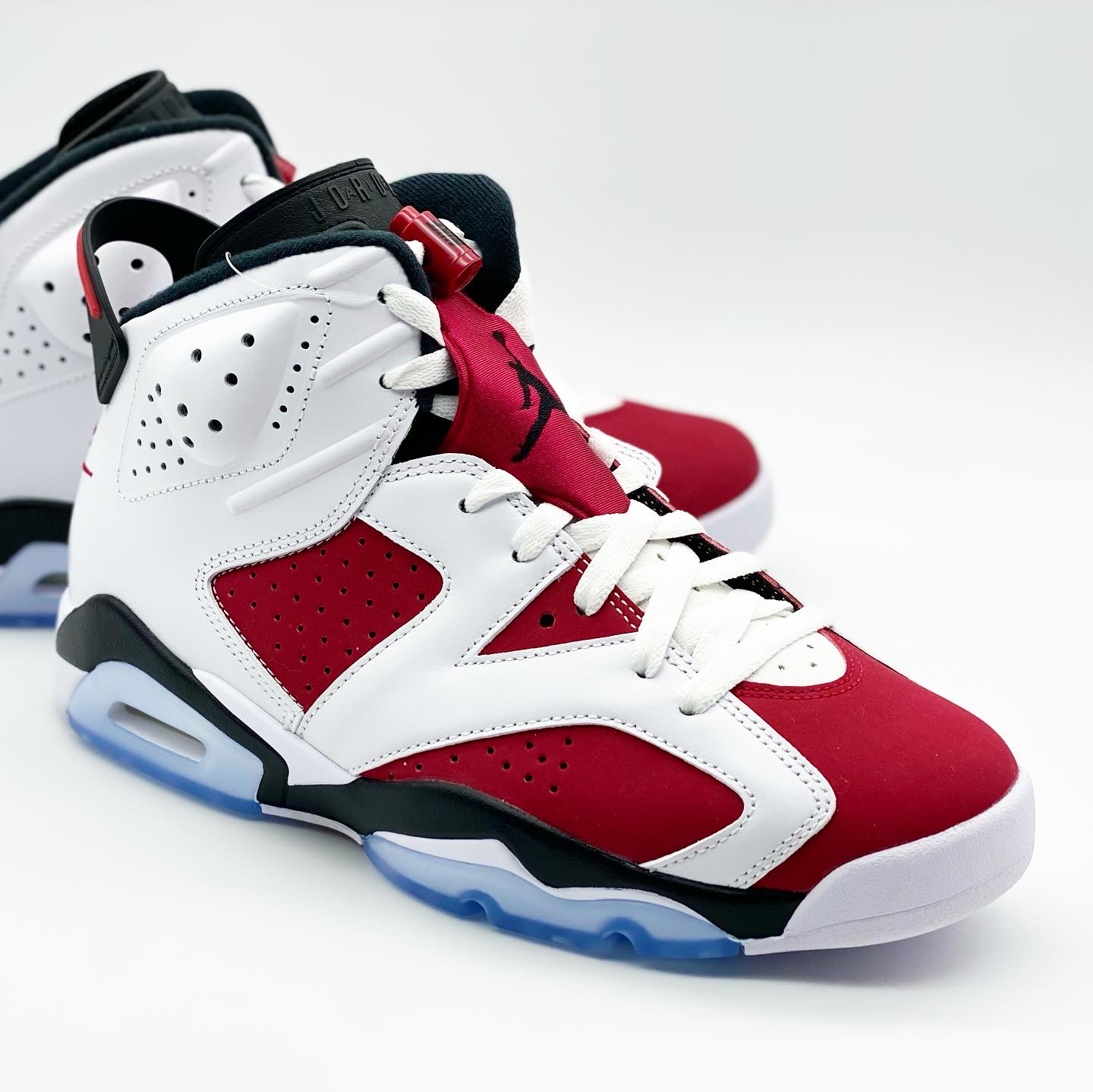 Jordan 6 Retro Carmine 2021 착용 스타일 - 2