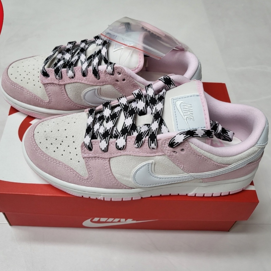 (W) Nike Dunk Low LX Pink Foam 착용 스타일