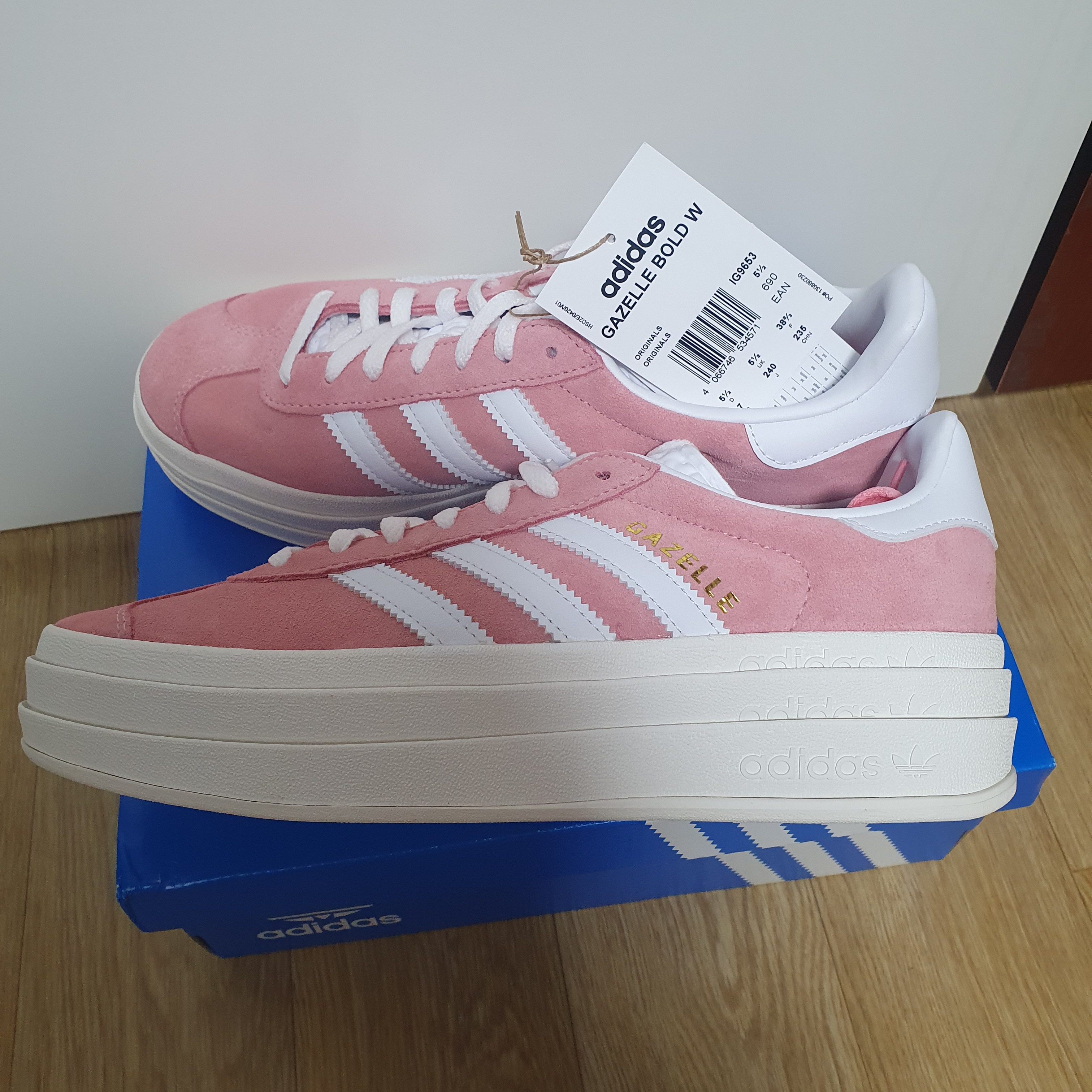 (W) Adidas Gazelle Bold Super Pop 착용 스타일 - 1