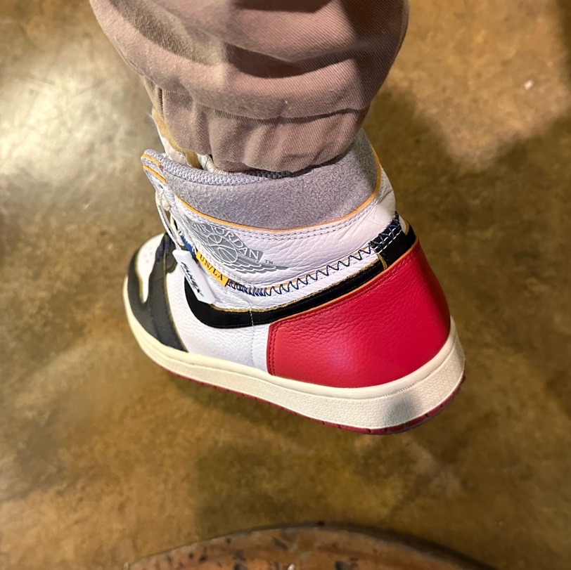 Jordan 1 x Union Retro High Black Toe 착용 스타일 - 3