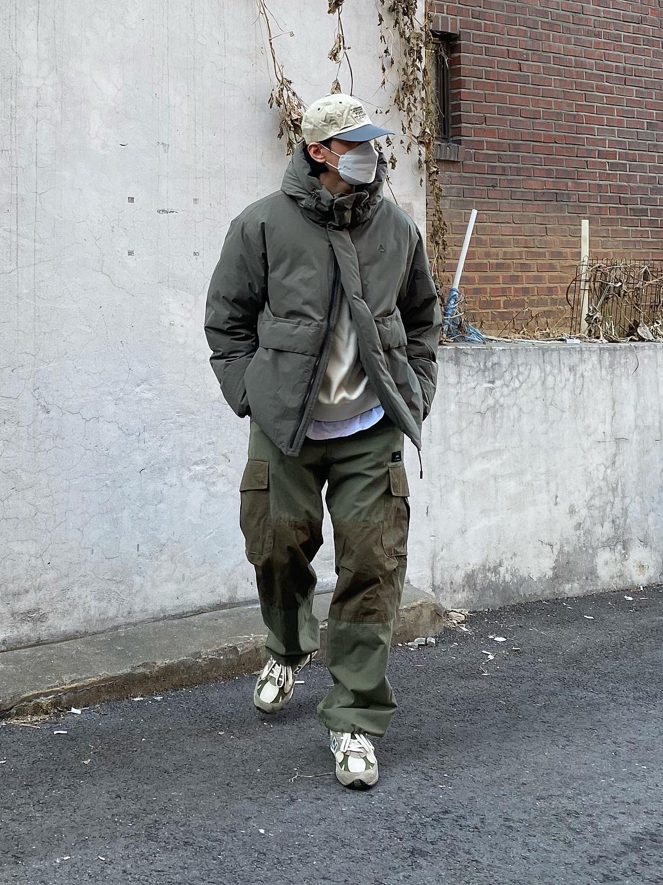 New Balance x Aime Leon Dore 991 Made in UK Grey 착용 스타일 - 3