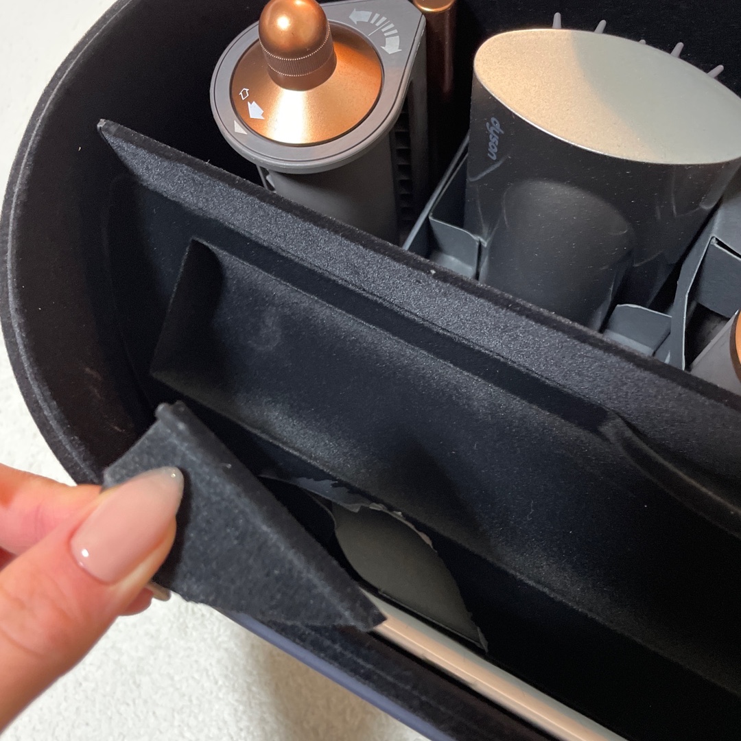 Dyson Airwrap Multi Styler Complete Nickel Copper (Korean Ver.) 착용 스타일 - 2
