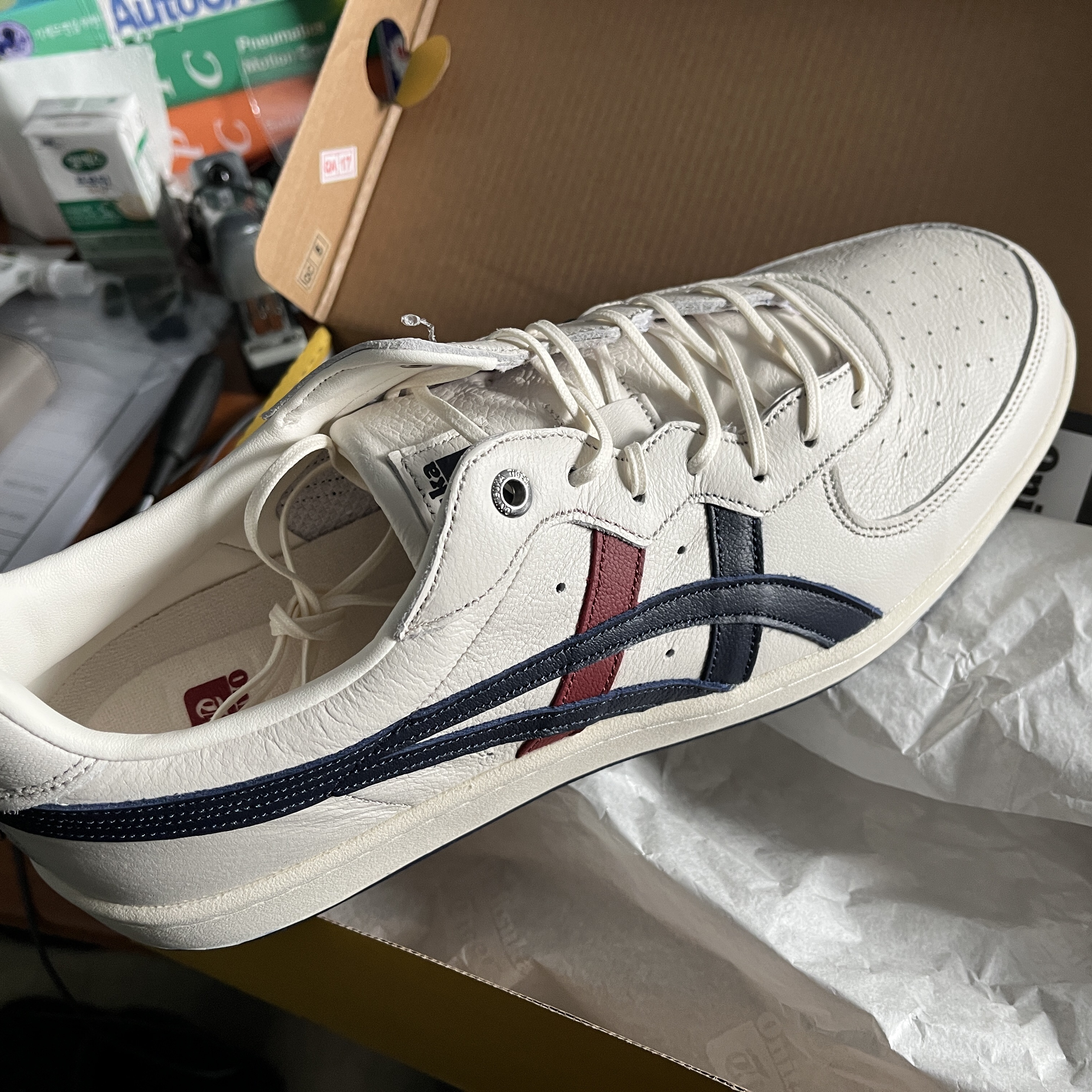Onitsuka Tiger GSM SD Cream Peacoat 착용 스타일 - 1
