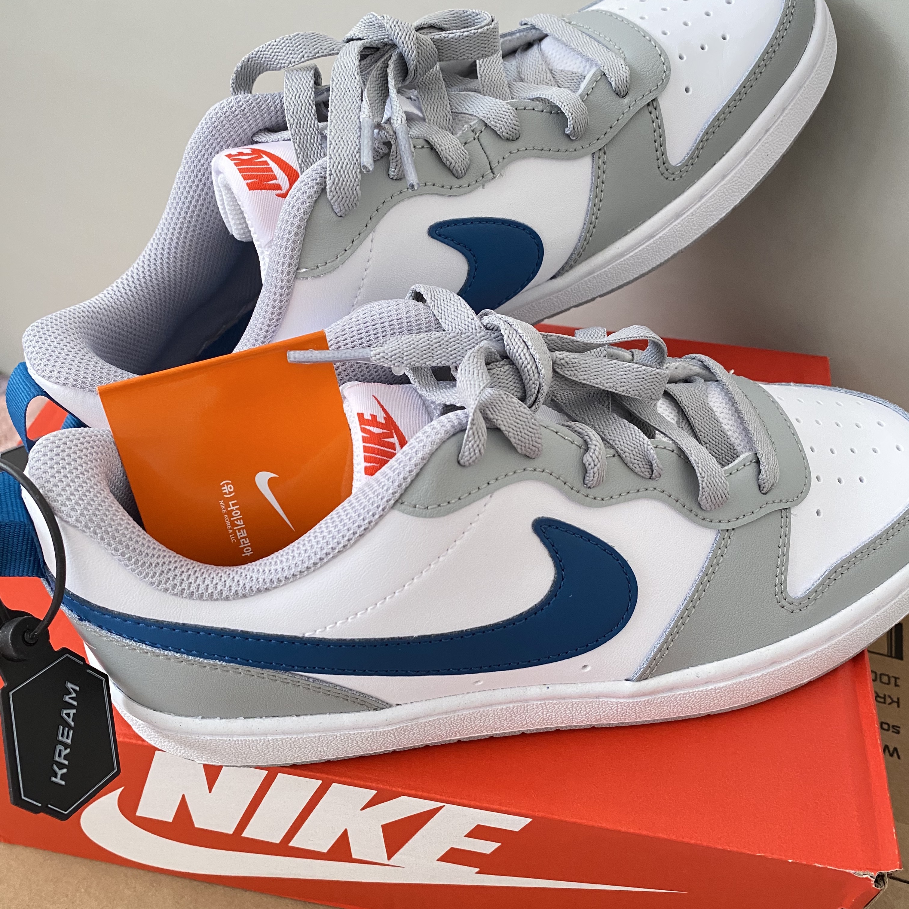 (GS) Nike Court Borough Low 2 Light Smoke Grey 착용 스타일