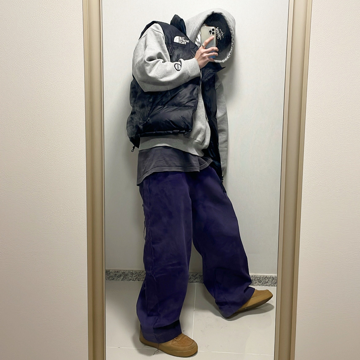 The North Face 1996 Retro Nuptse Vest Black 착용 스타일
