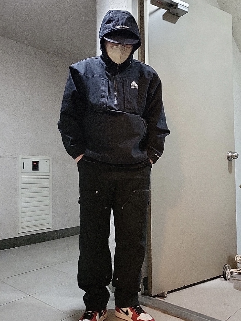 Supreme x Nike ACG Denim Pullover Black - 22FW, Jordan 1 Retro High OG Chicago 2022 착용 스타일 - 1