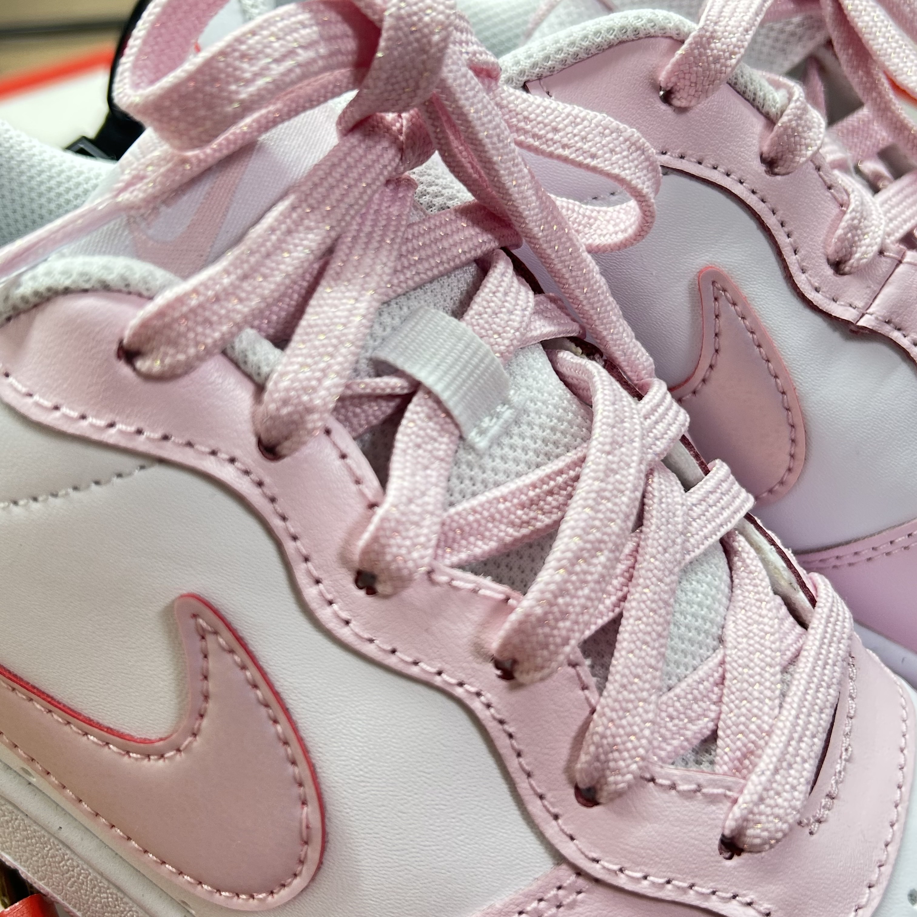 (GS) Nike Court Borough 2 SE White Pink Foam 착용 스타일