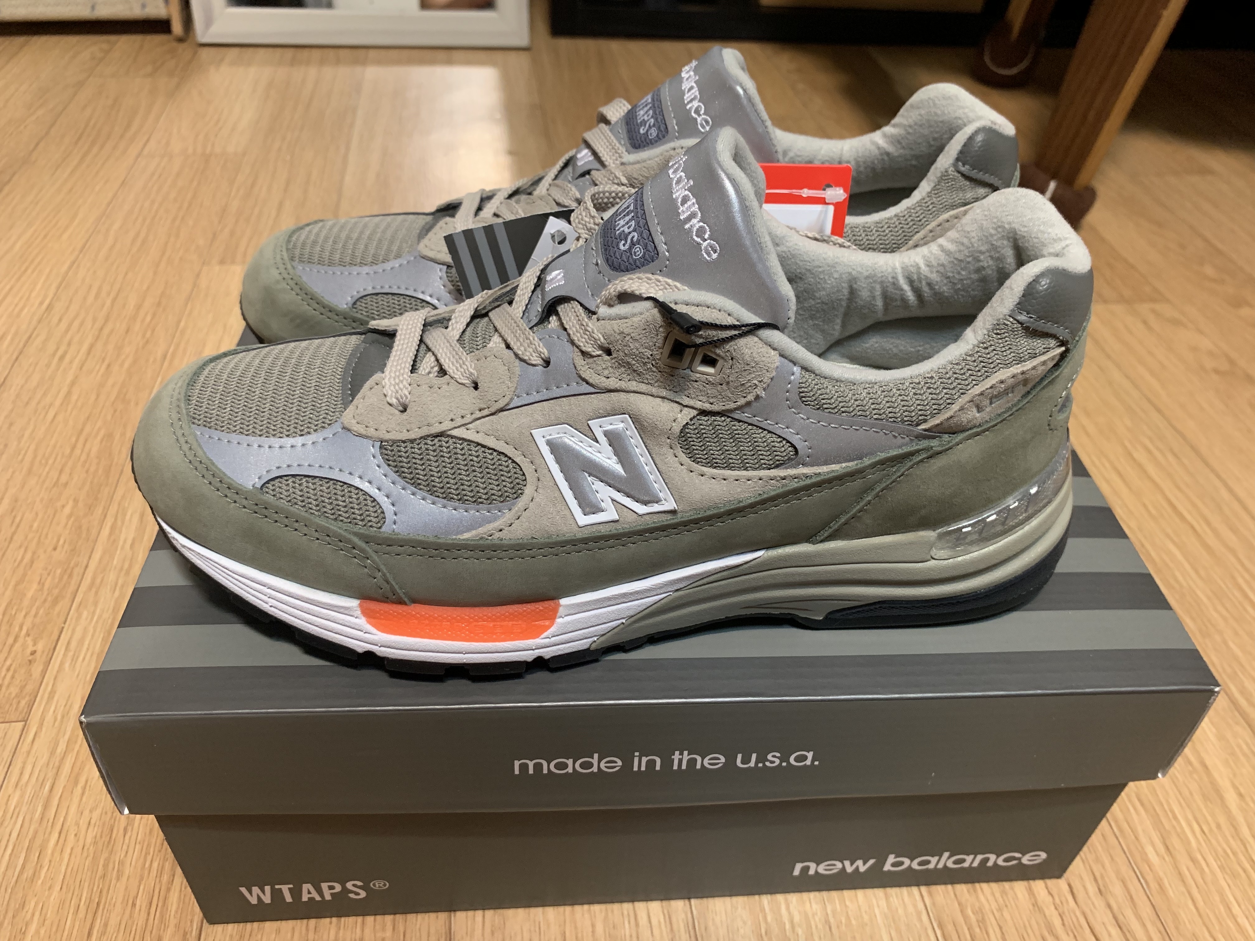 New Balance x WTAPS 992 Made in USA Olive 착용 스타일