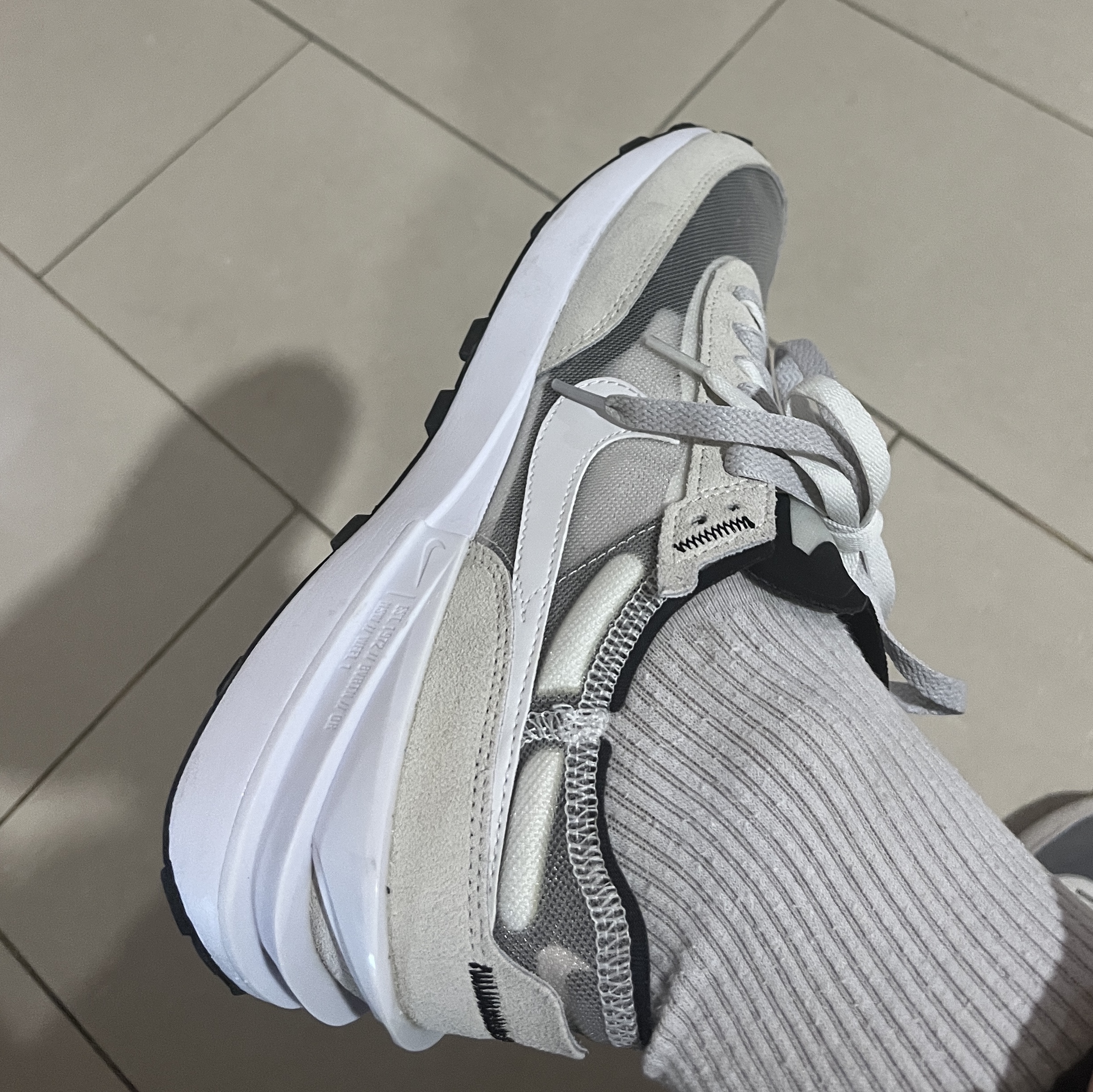 Nike Waffle One Infinite Lilac 착용 스타일 - 2
