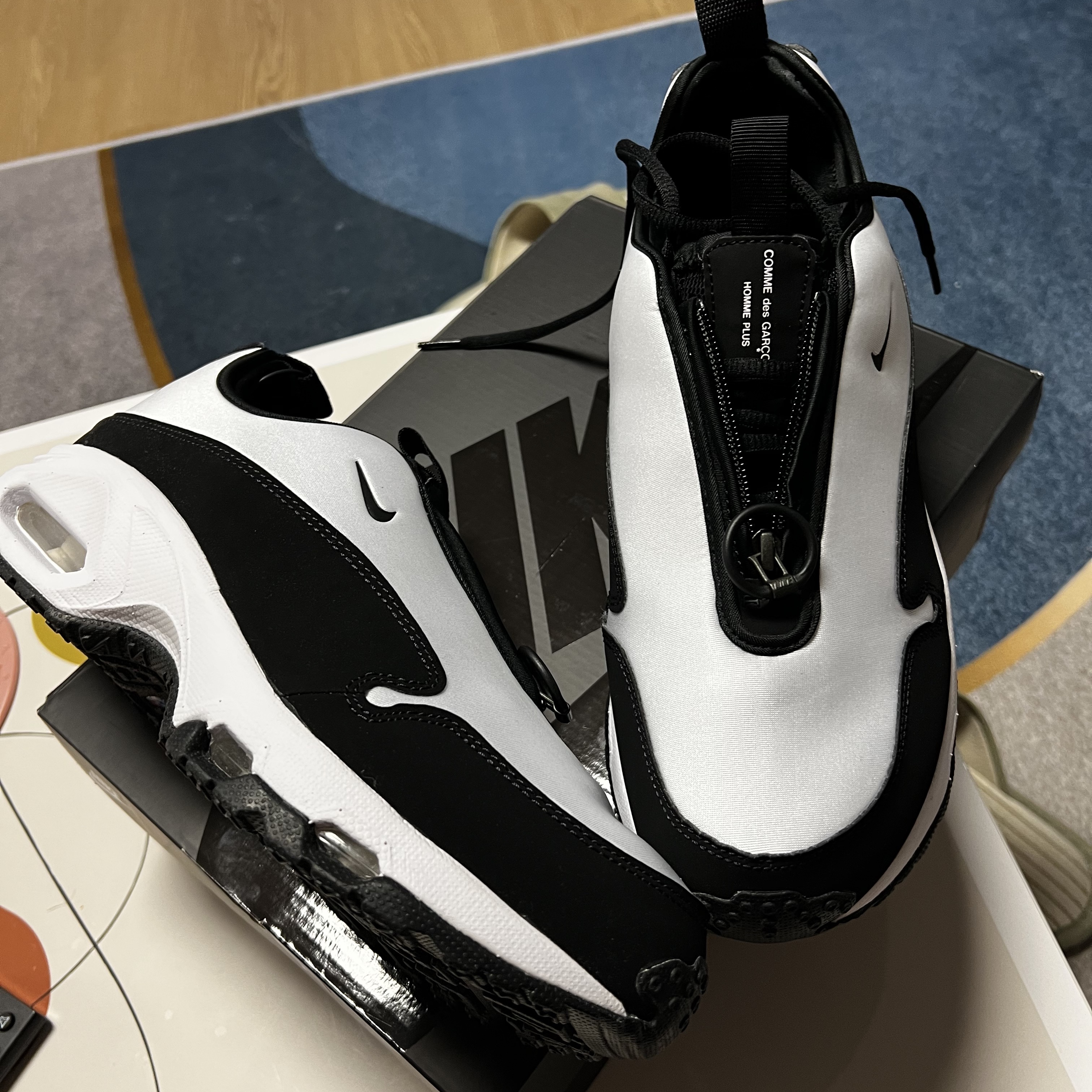 Nike x Comme des Garcons Homme Plus Air Max Sunder SP White Black 착용 스타일