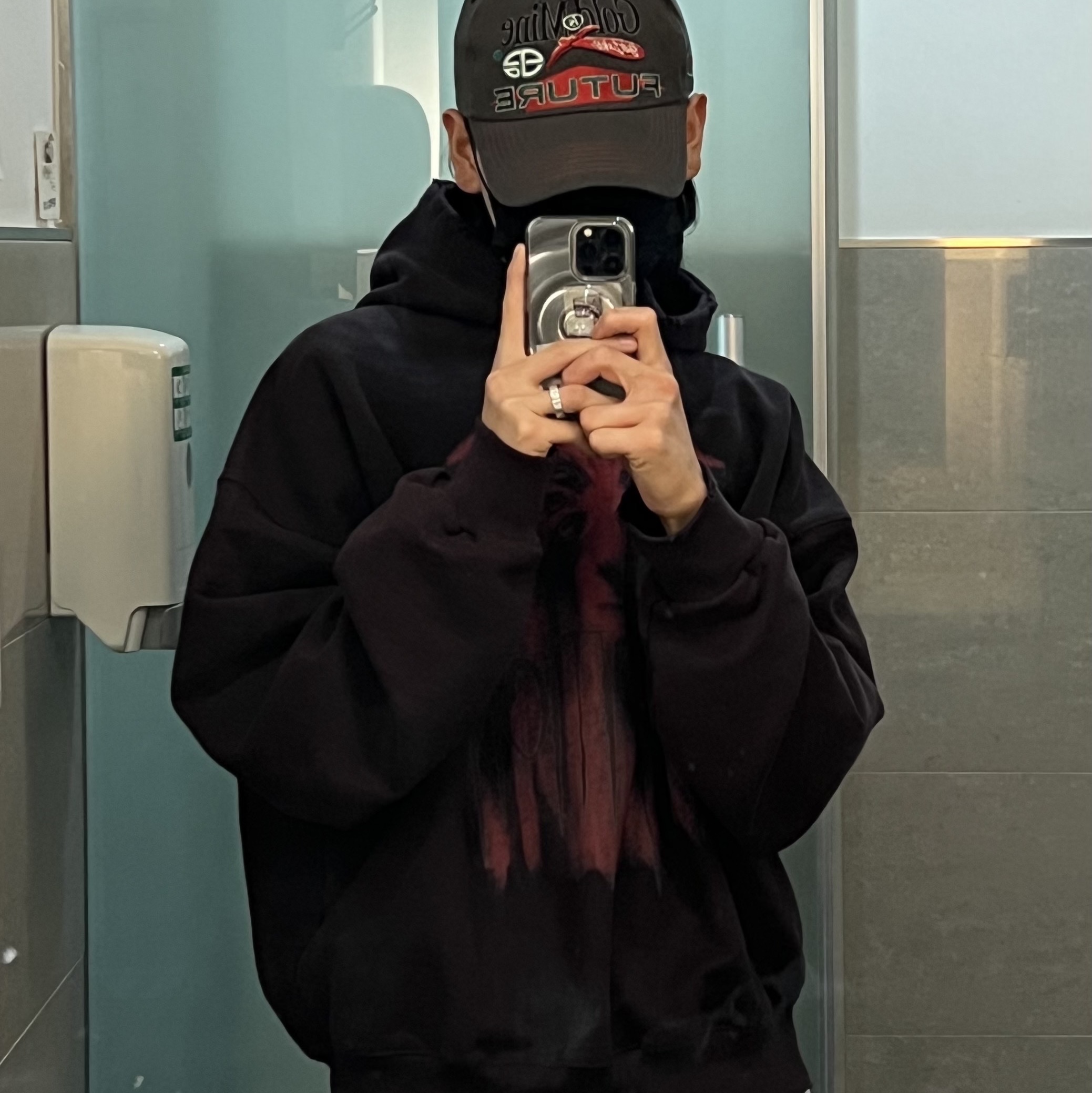 Undermycar Perdition Oglavaeil Hoodie Ox Blood - 22FW 착용 스타일