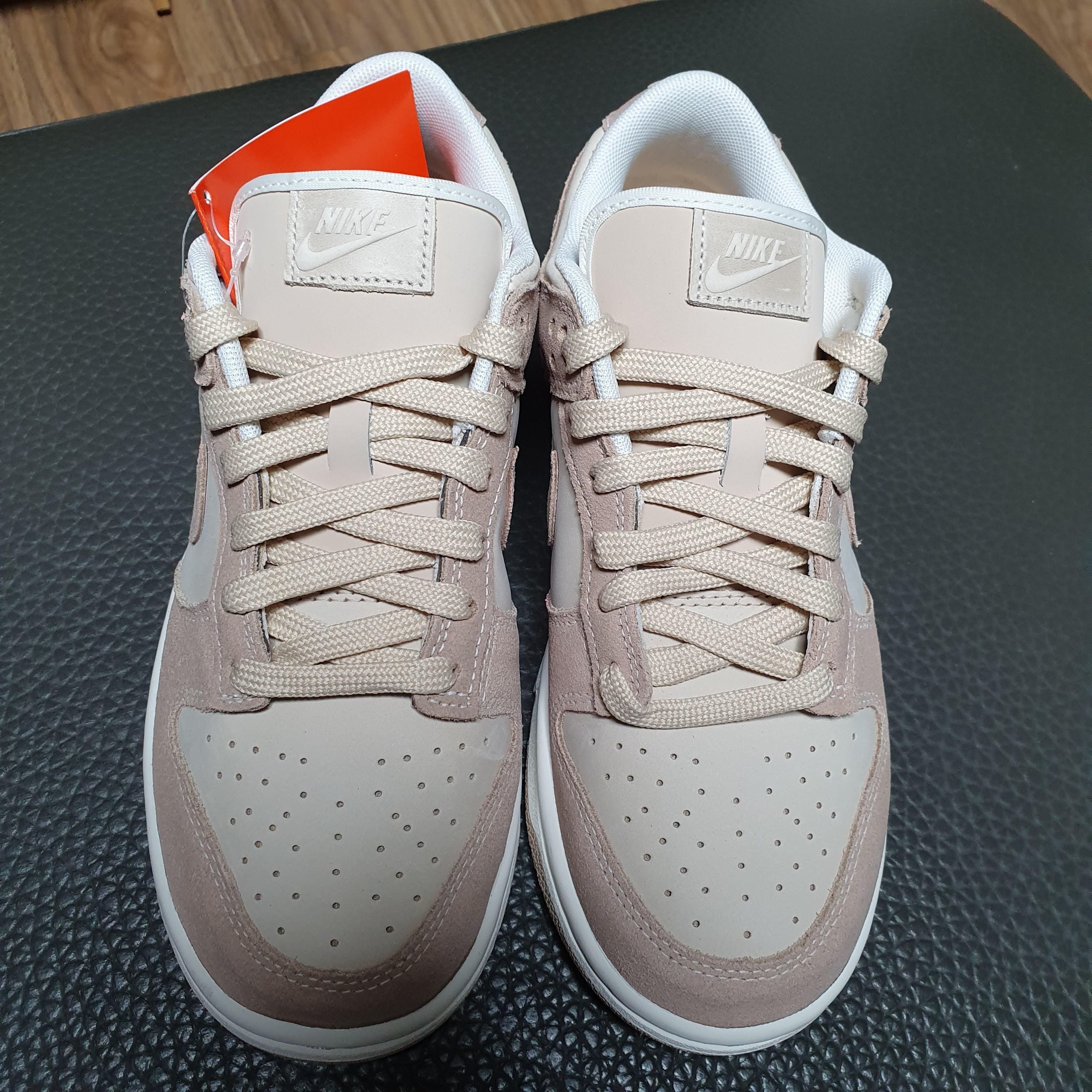(W) Nike Dunk Low SE Sanddrift 착용 스타일 - 3