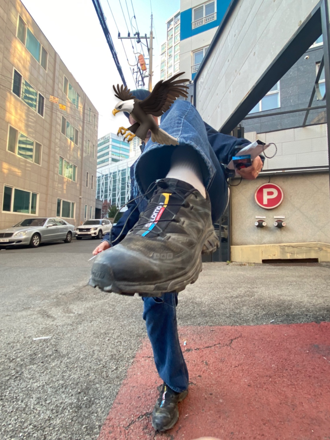 Salomon XT-6 ADV Black, The Museum Visitor Curved Zipper Denim Jacket Blue  - 22RS 착용 스타일