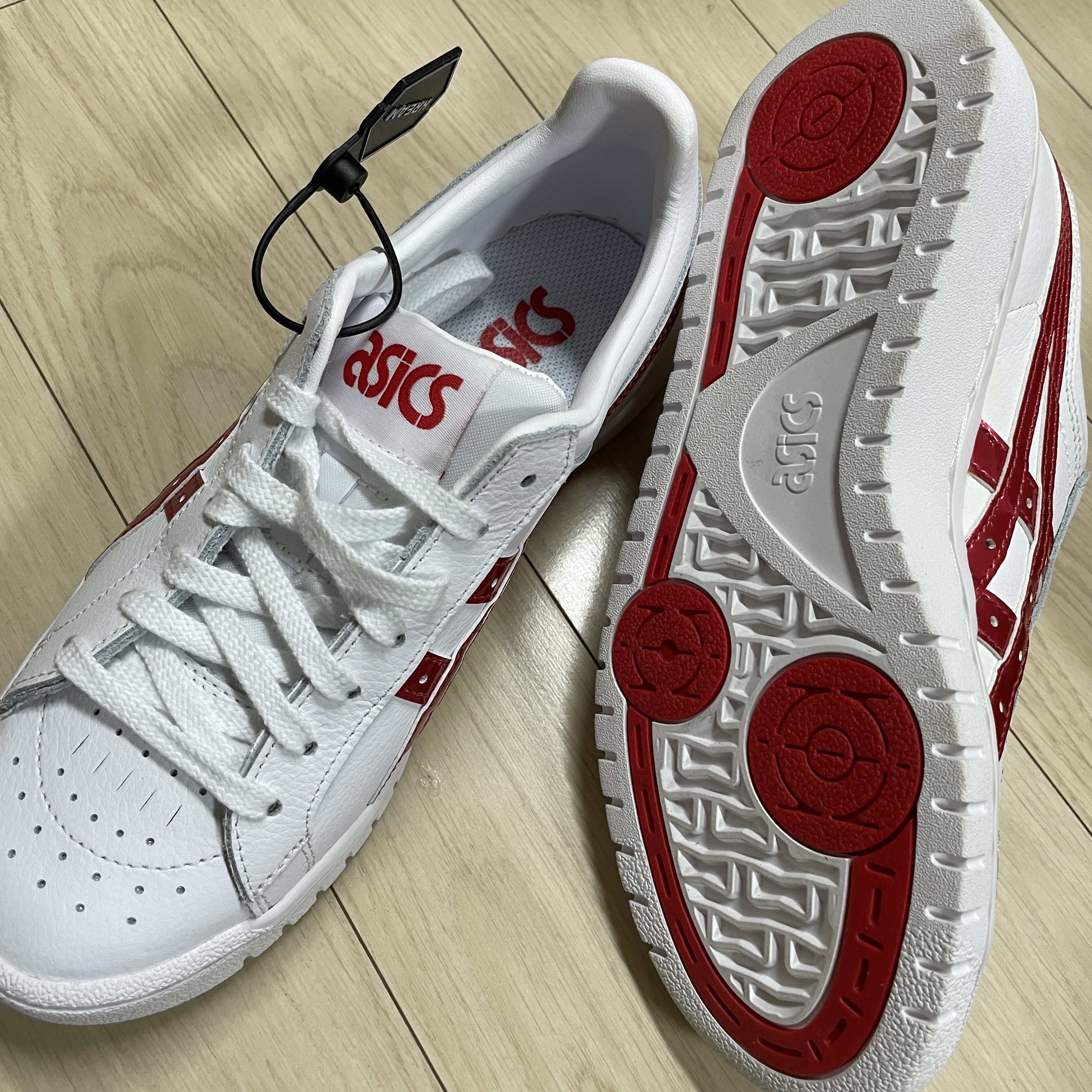 Asics Gel-PTG White Classic Red 착용 스타일 - 2