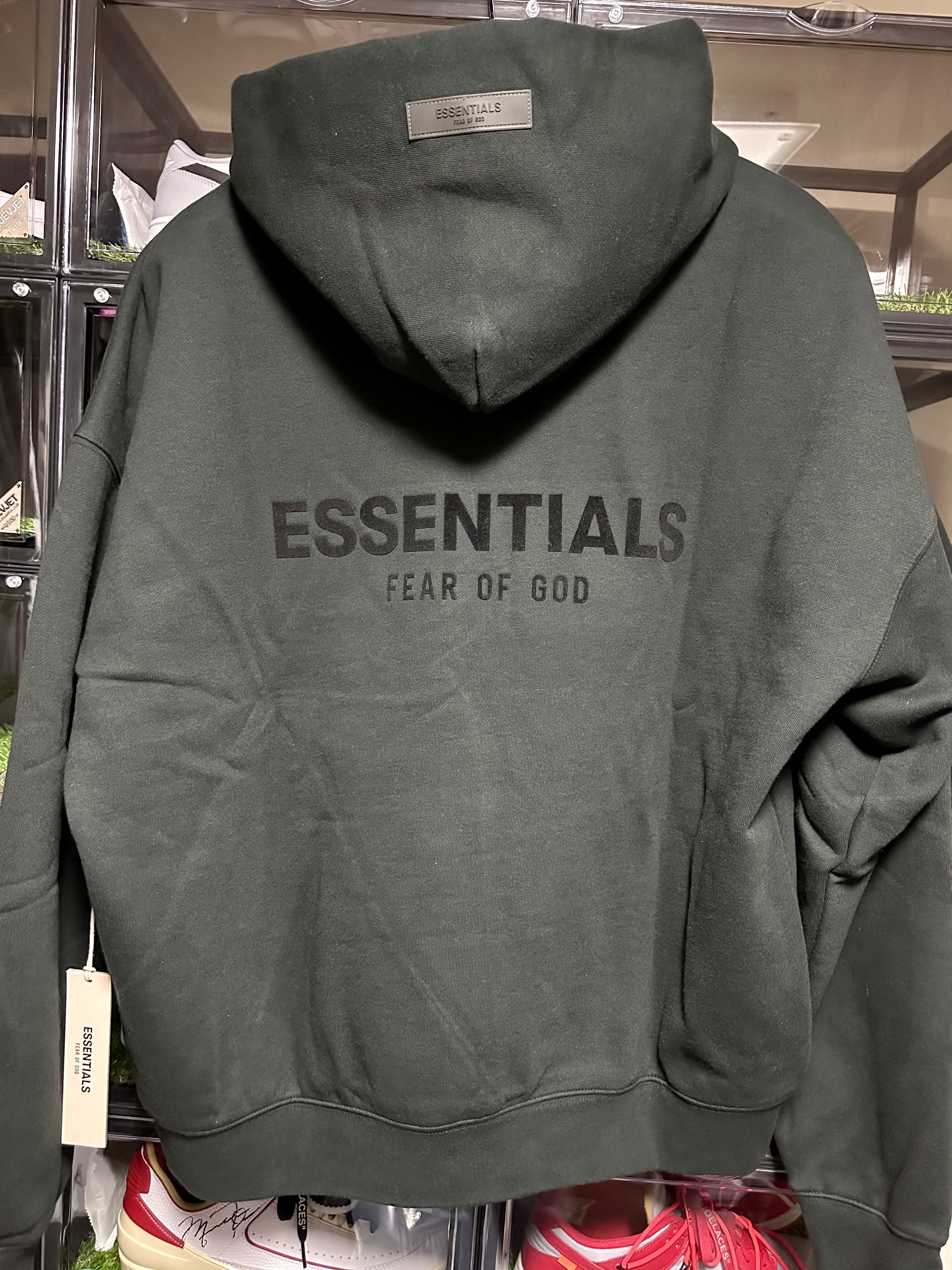 Essentials The Core Collection Hoodie Stretch Limo 착용 스타일