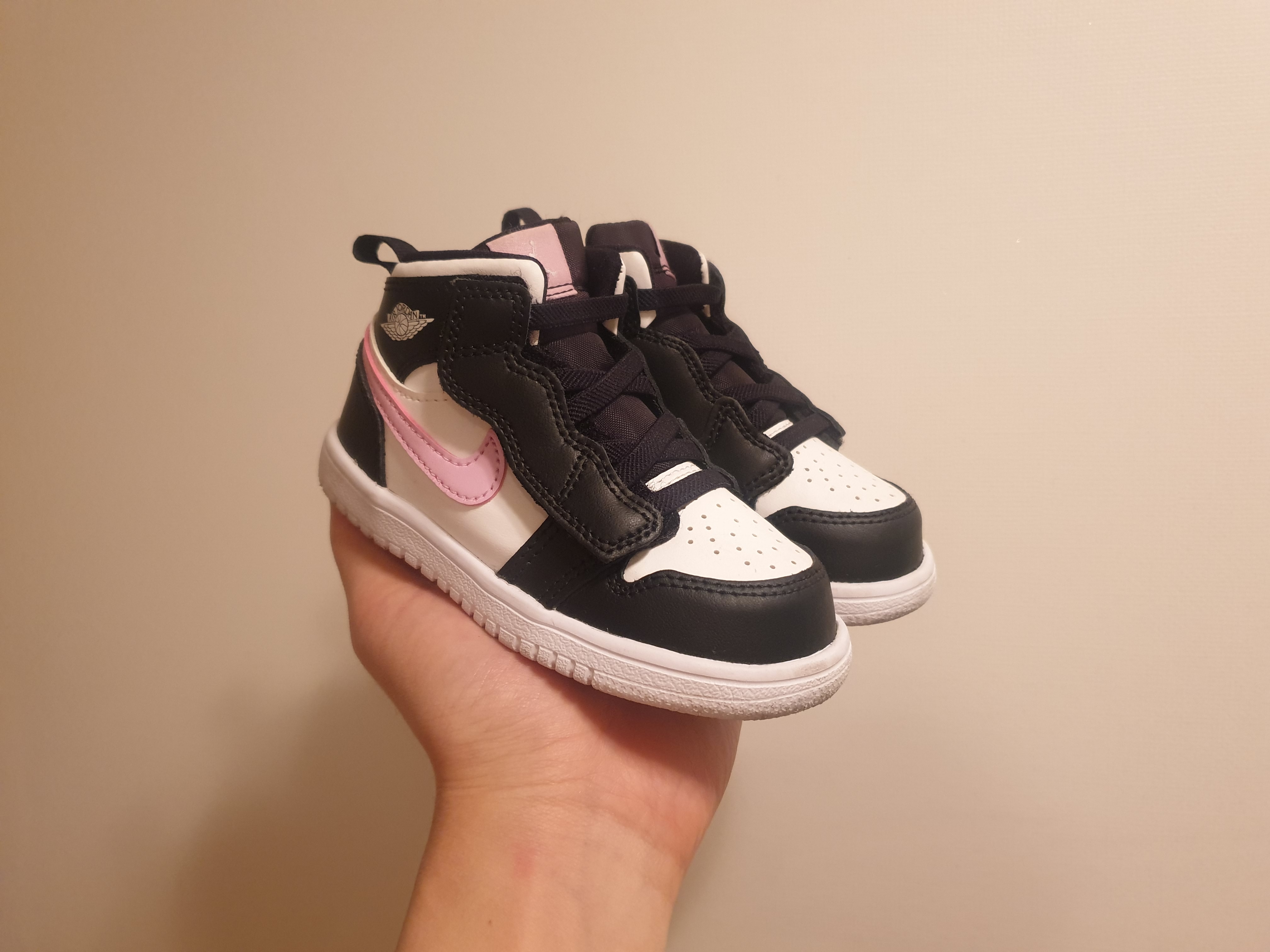 (TD) Jordan 1 Mid Alt Light Arctic Pink 착용 스타일