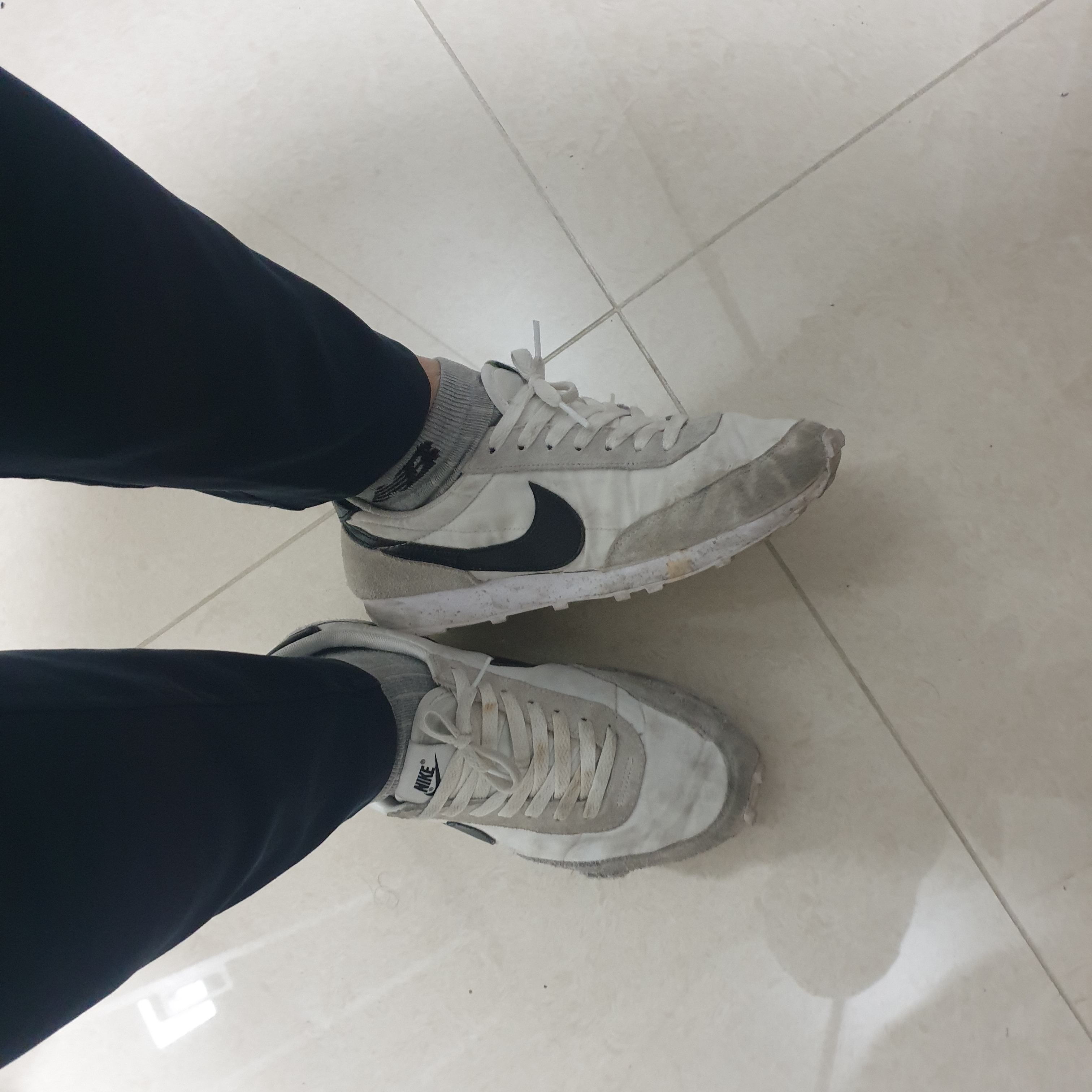 (W) Nike Daybreak Summit White Black 착용 스타일
