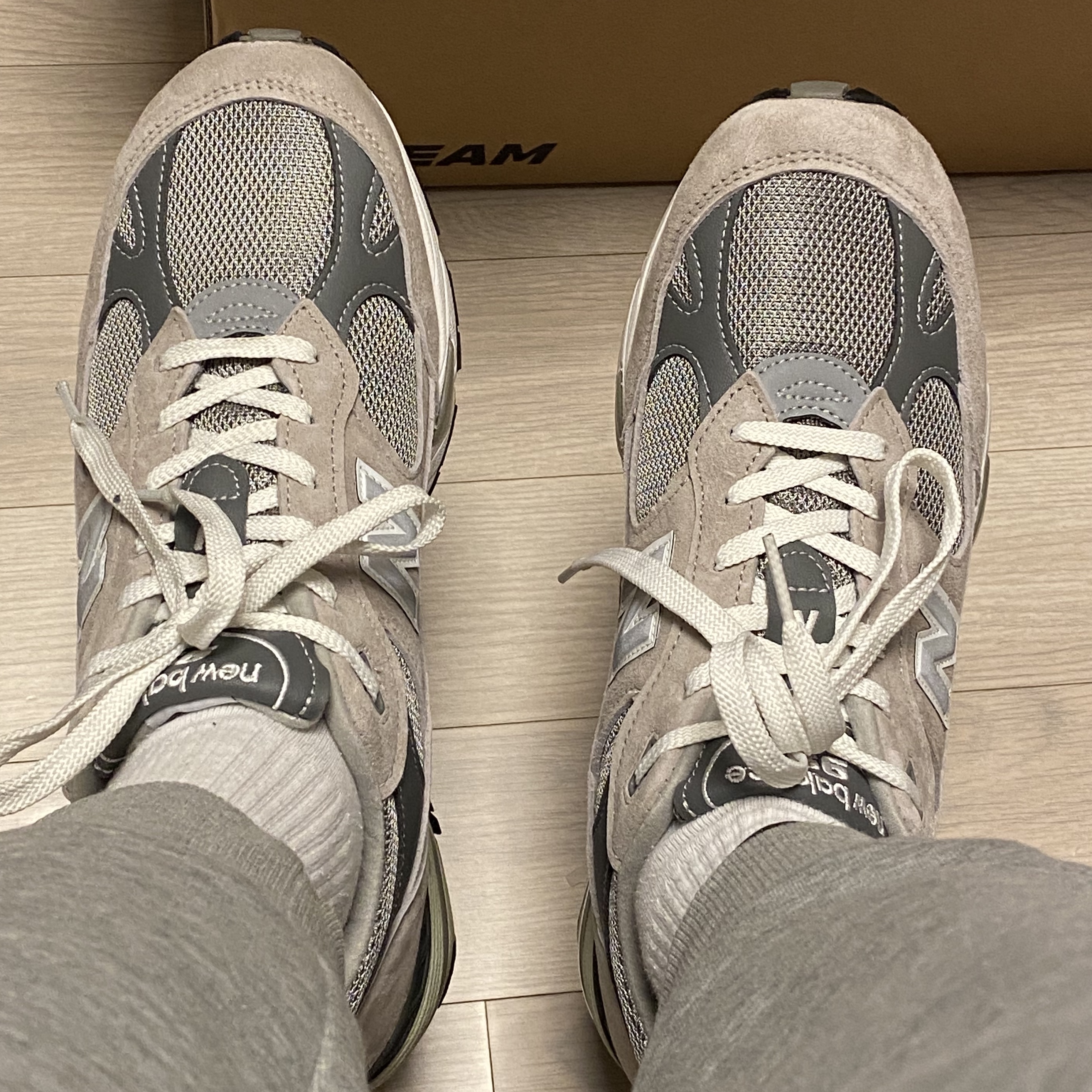 New Balance 991 Made in UK Grey 착용 스타일