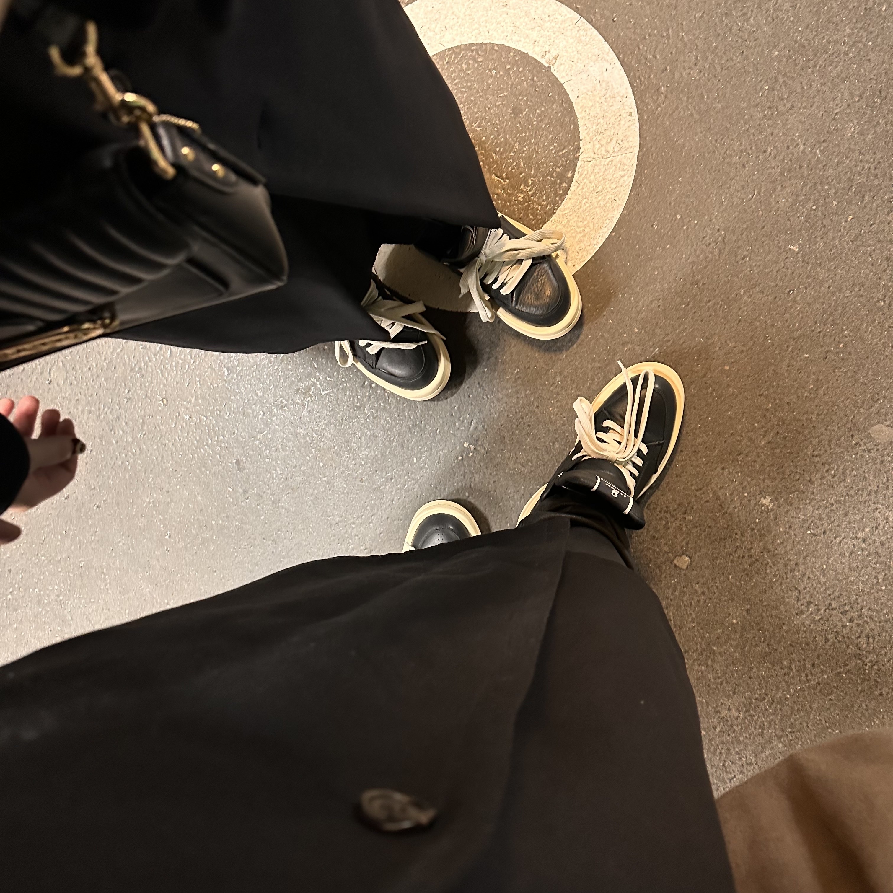Converse x Drkshdw Turbowpn Black Cream 착용 스타일