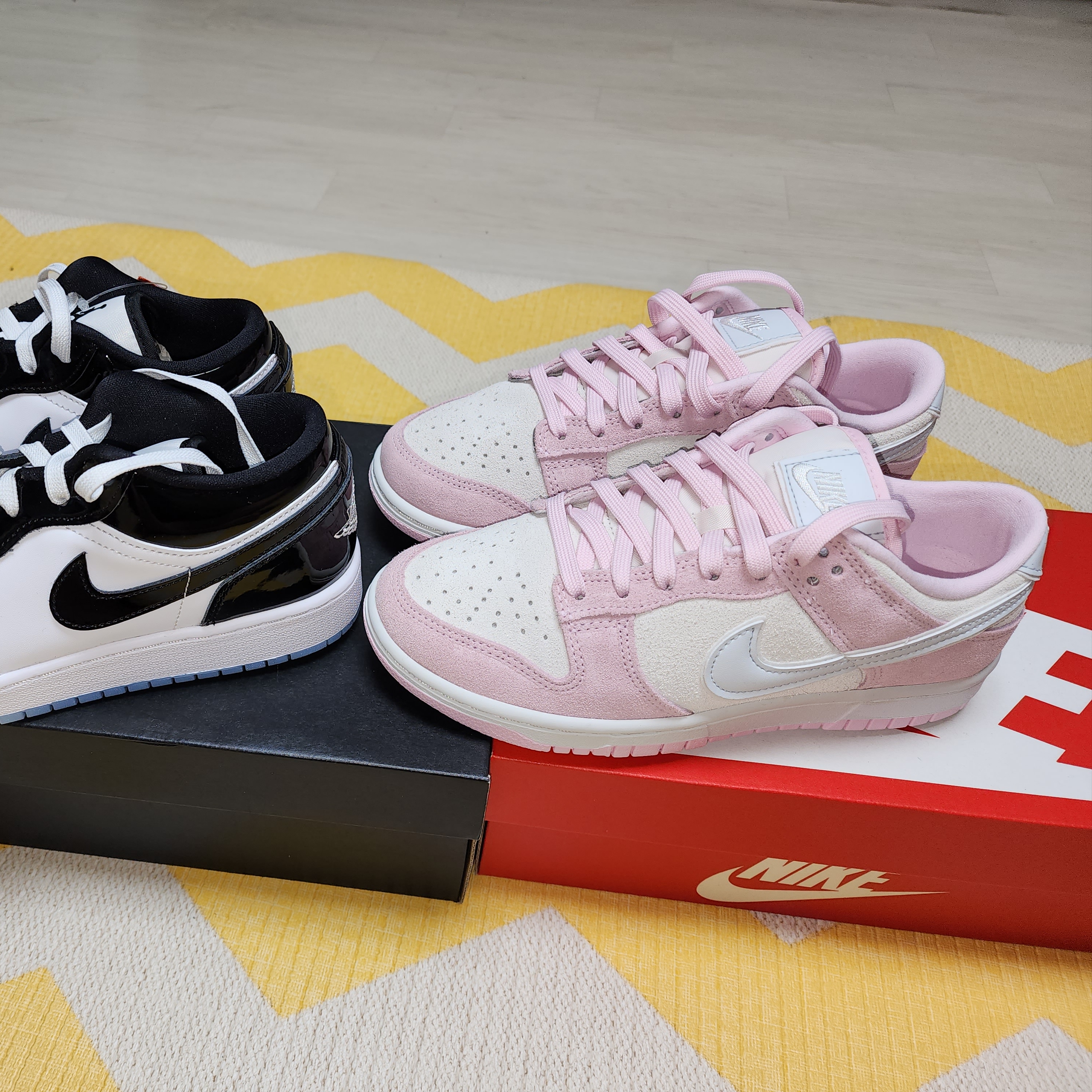 (W) Nike Dunk Low LX Pink Foam 착용 스타일 - 2