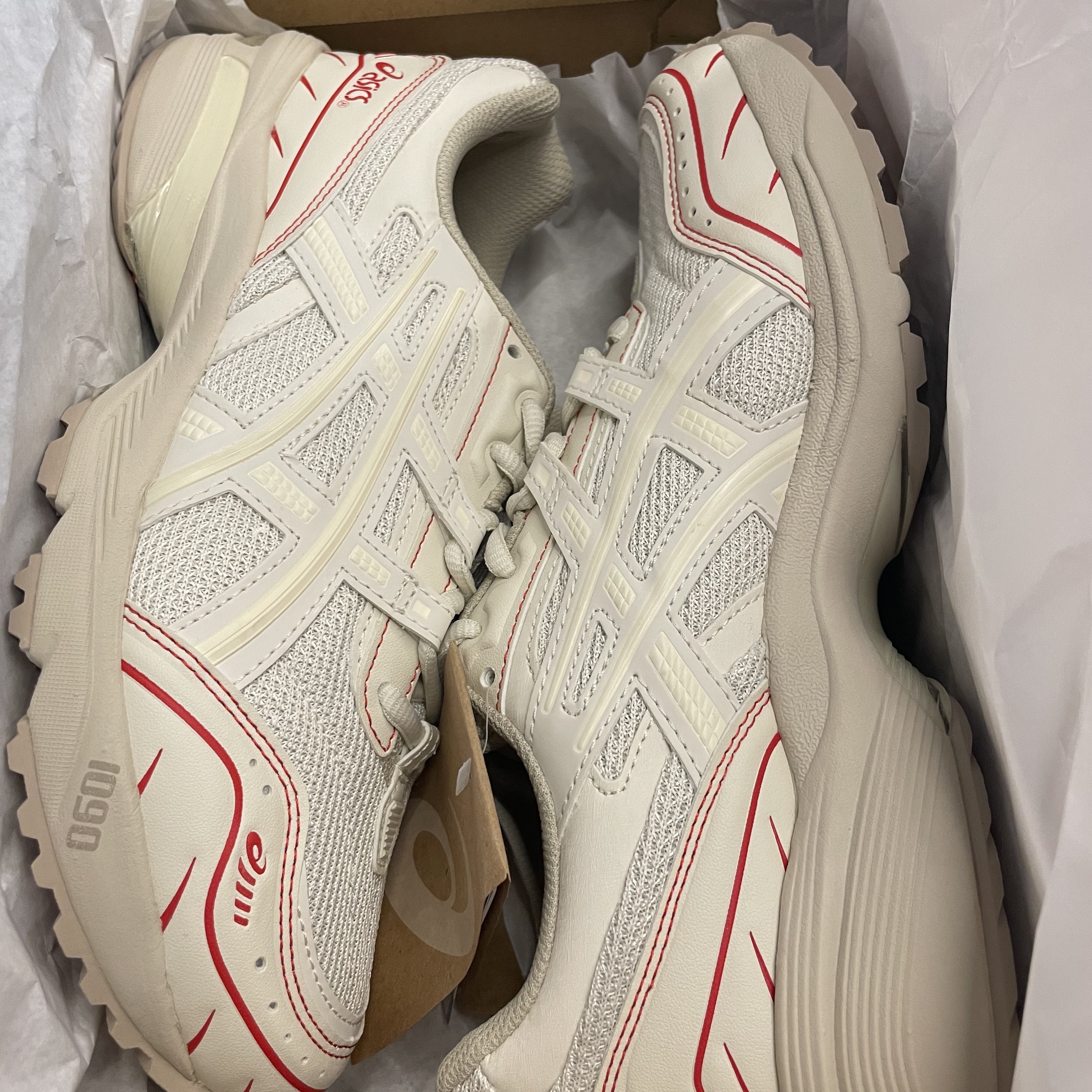 Asics Gel-1090 Birch 착용 스타일 - 1