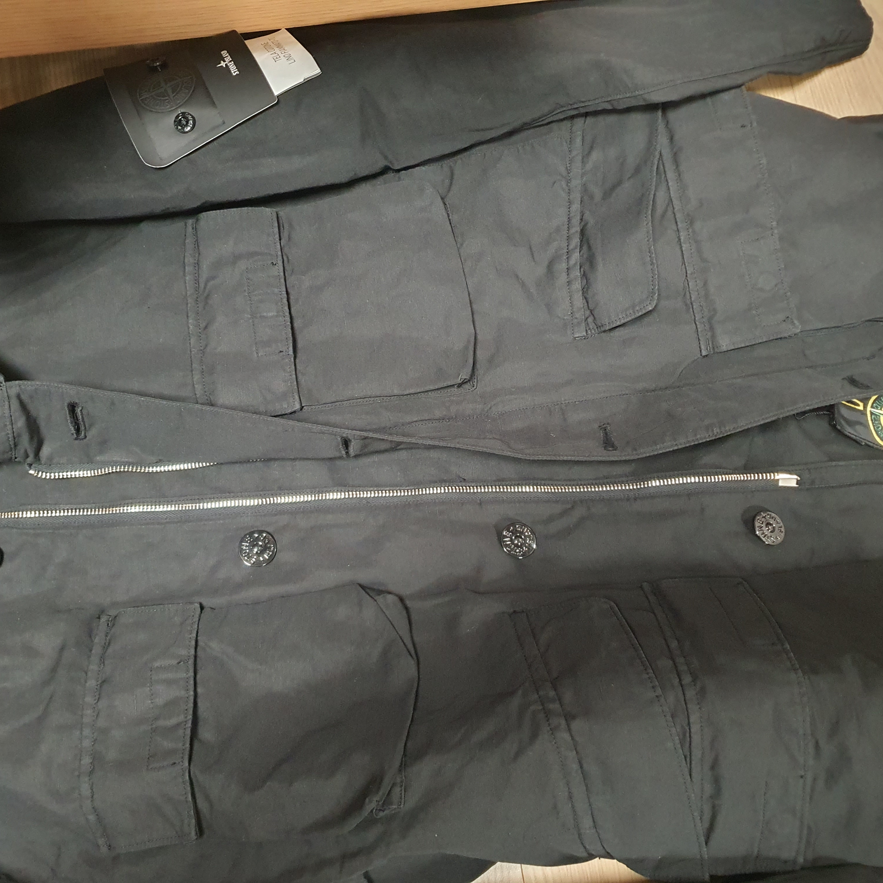 Stone Island 42306 Tela Cotone Lino Fiammato TC Garment Dyed Field Jacket Black - 22SS 착용 스타일 - 4