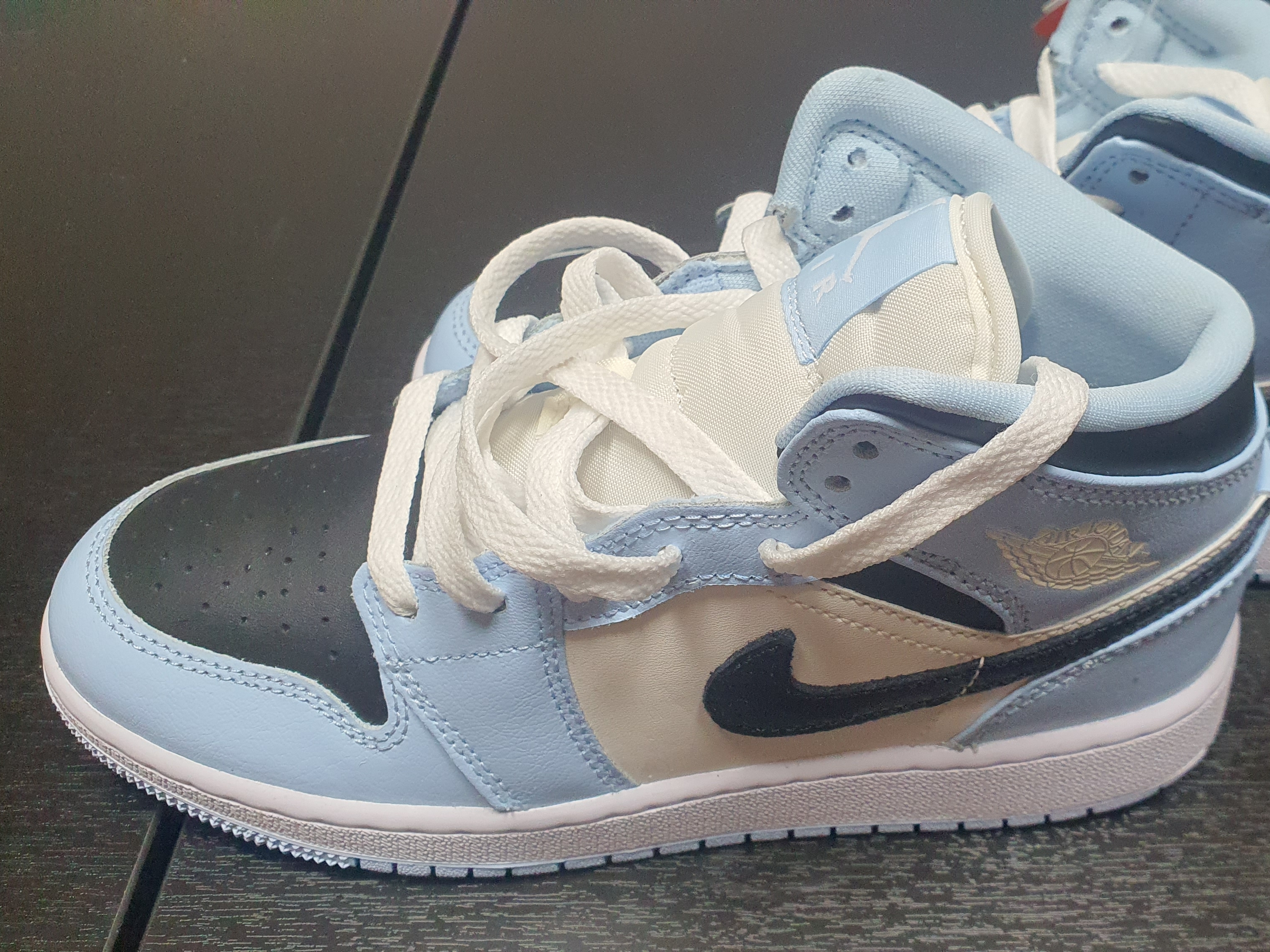 (GS) Jordan 1 Mid Ice Blue Black 착용 스타일 - 1