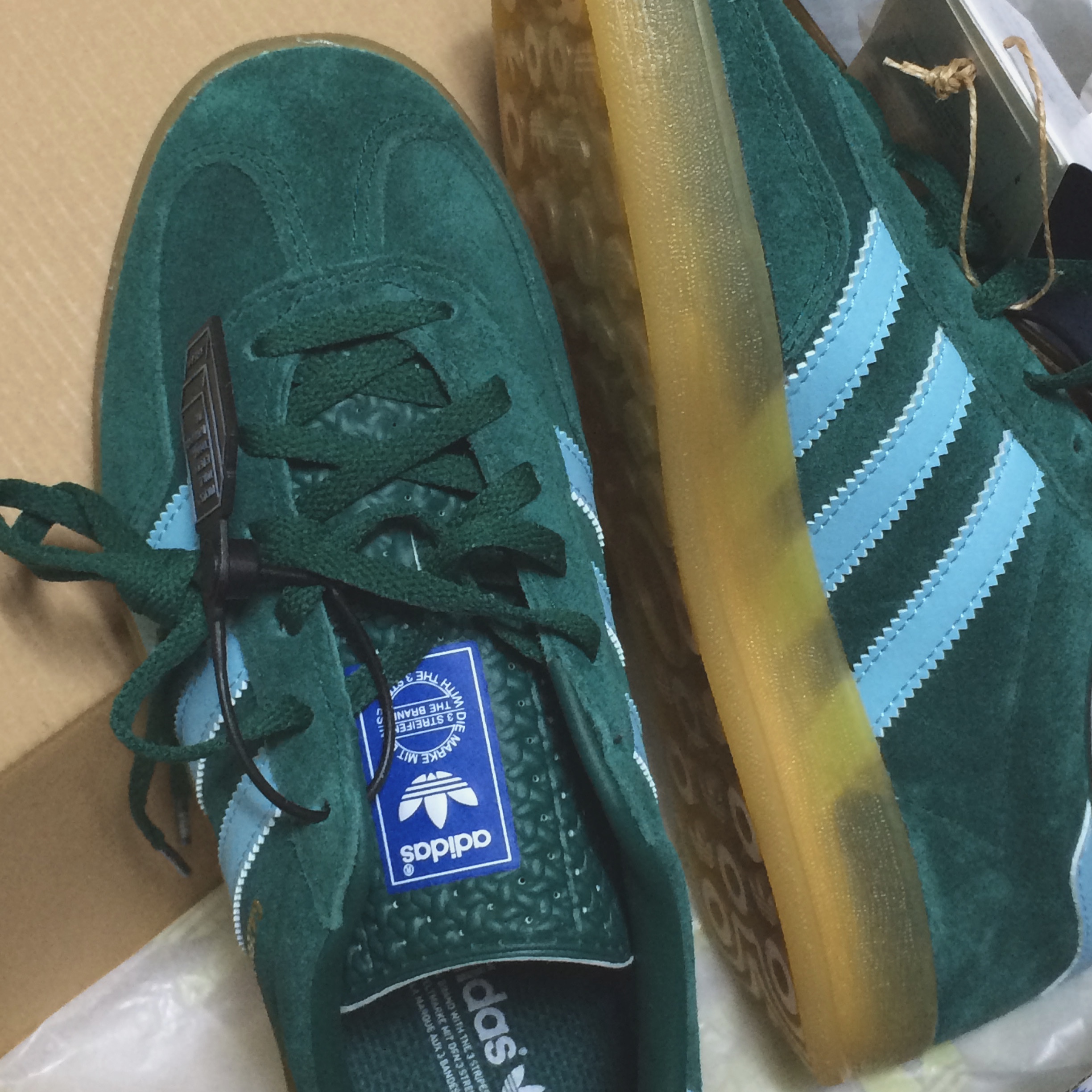 Adidas Gazelle Indoor Collegiate Green Hazy Sky 착용 스타일 - 2