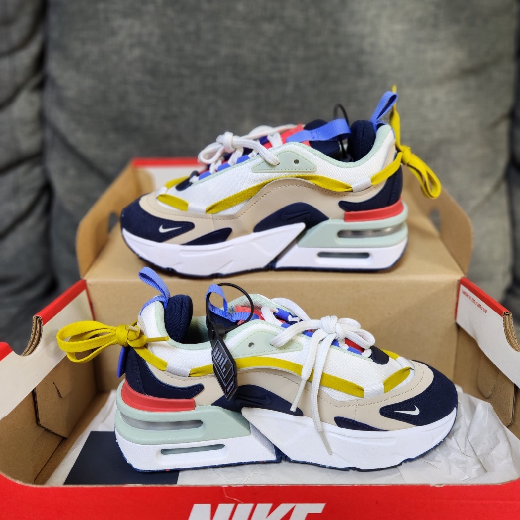 (W) Nike Air Max Furyosa Rattan 착용 스타일 - 1