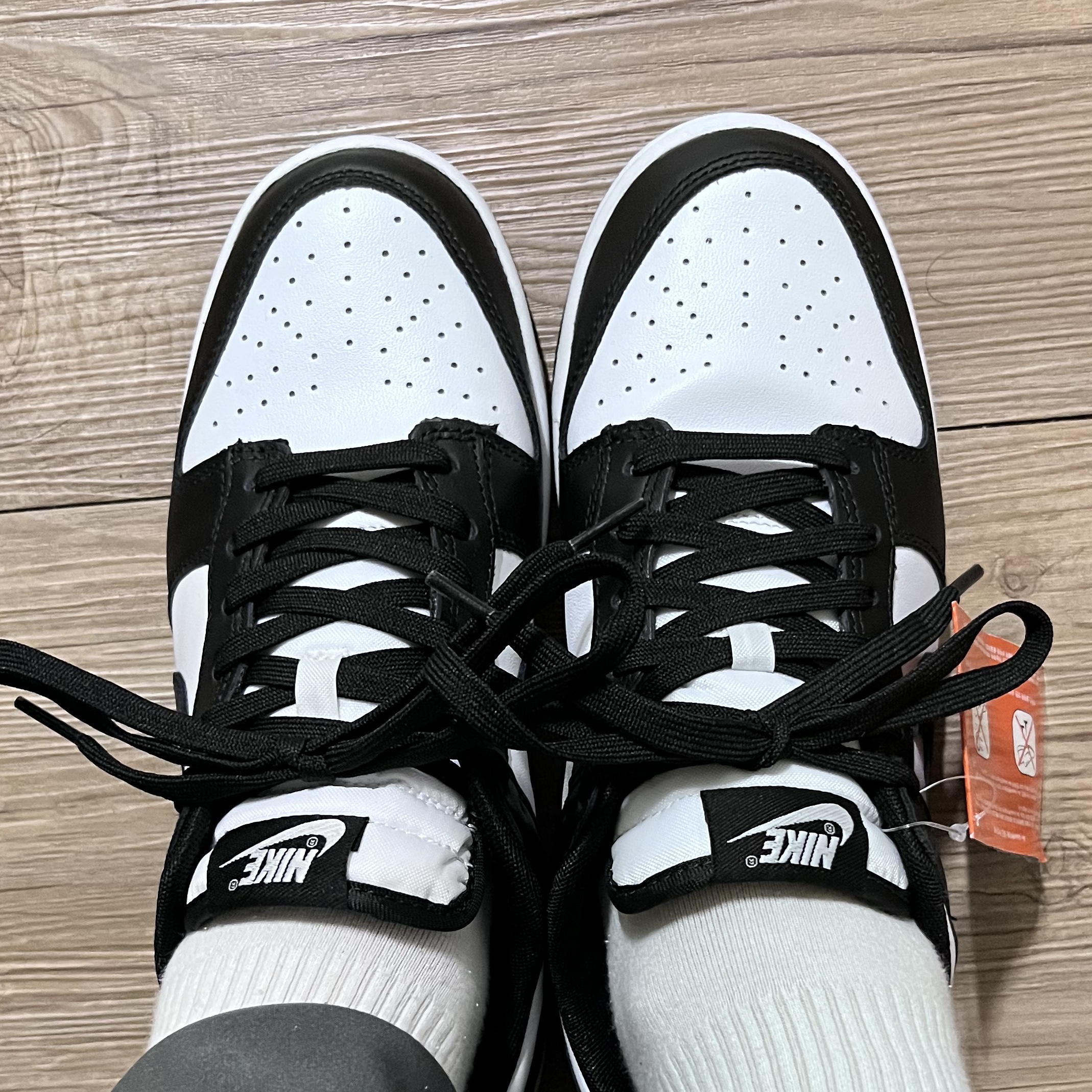 Nike Dunk Low Retro Black 착용 스타일 - 3